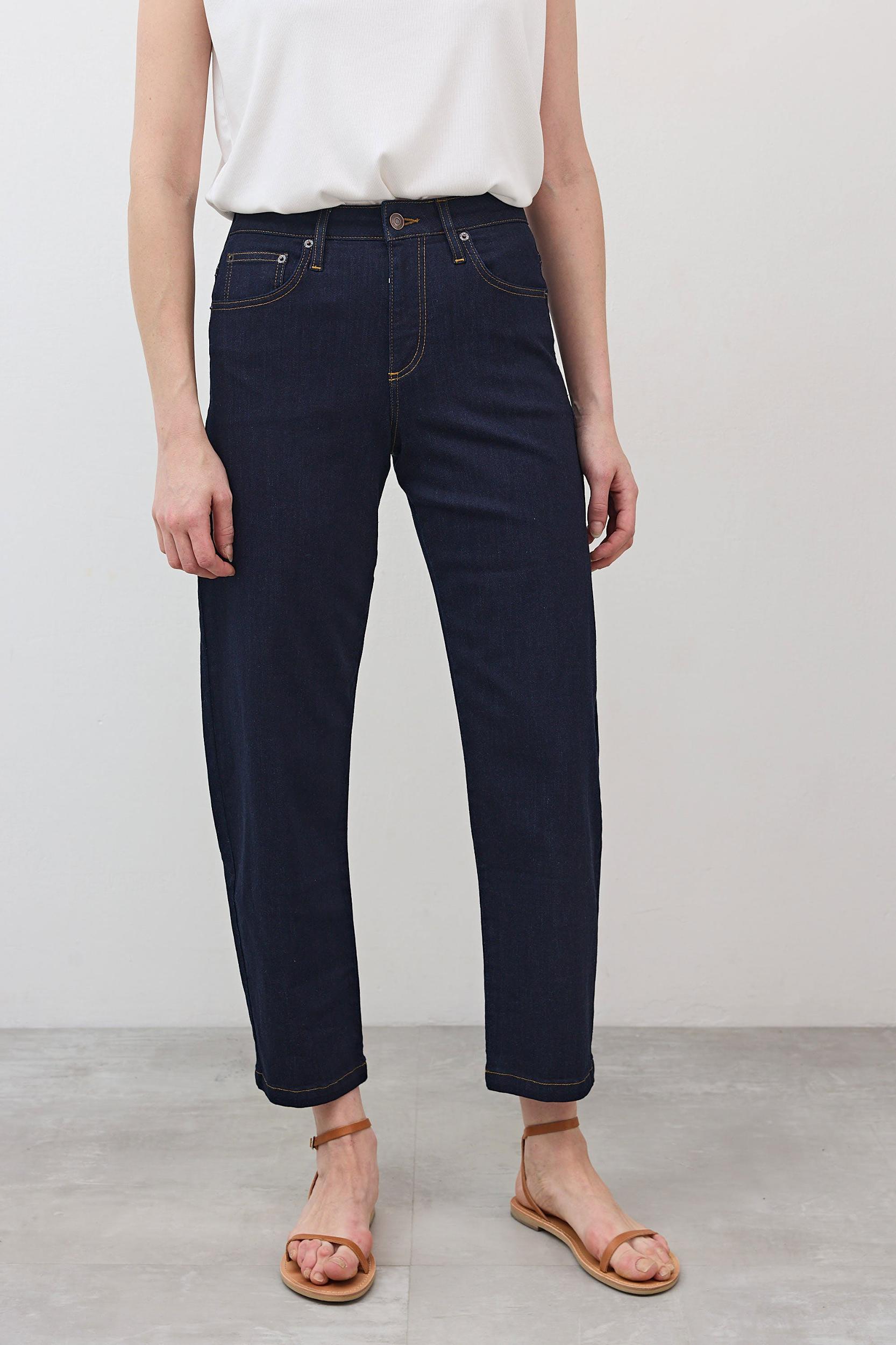 The Classic Barrel Leg Jeans Product Image