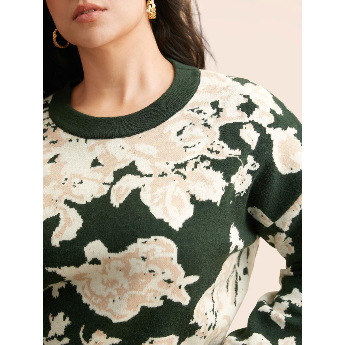 Plus Size Supersoft Essentials Silhouette Floral Print Pullover DarkGreen Women Casual Loose Long Sleeve Round Neck Everyday Pullovers BloomChic 26/4X Product Image