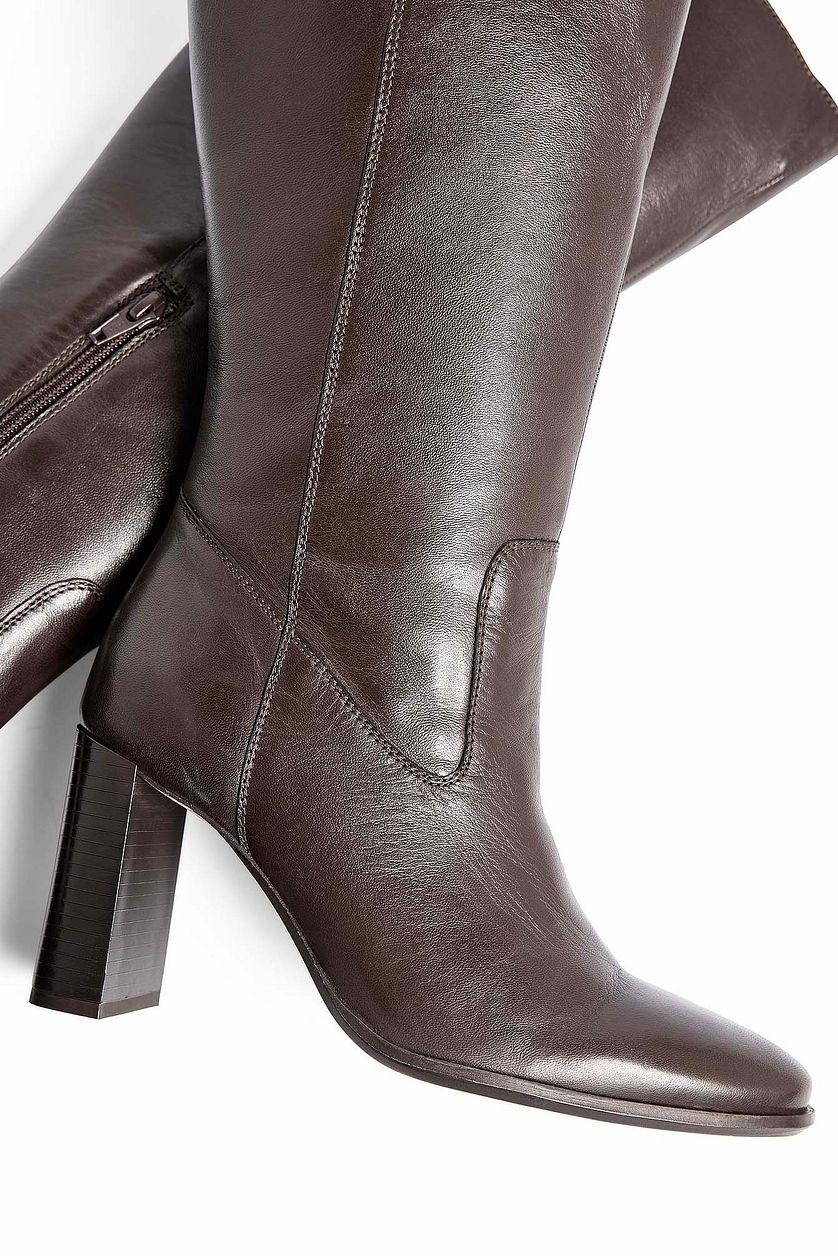 Knee High Leather Rounded Toe Boots Product Image