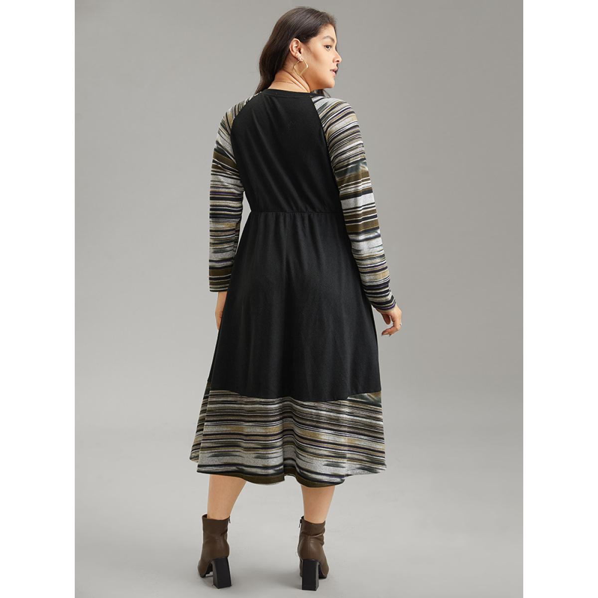 Plus Size Striped Raglan Sleeve Patchwork Elastic Waist Dress Black Women Casual Printed V-neck Long Sleeve Curvy Midi Dress BloomChic 12/L Product Image