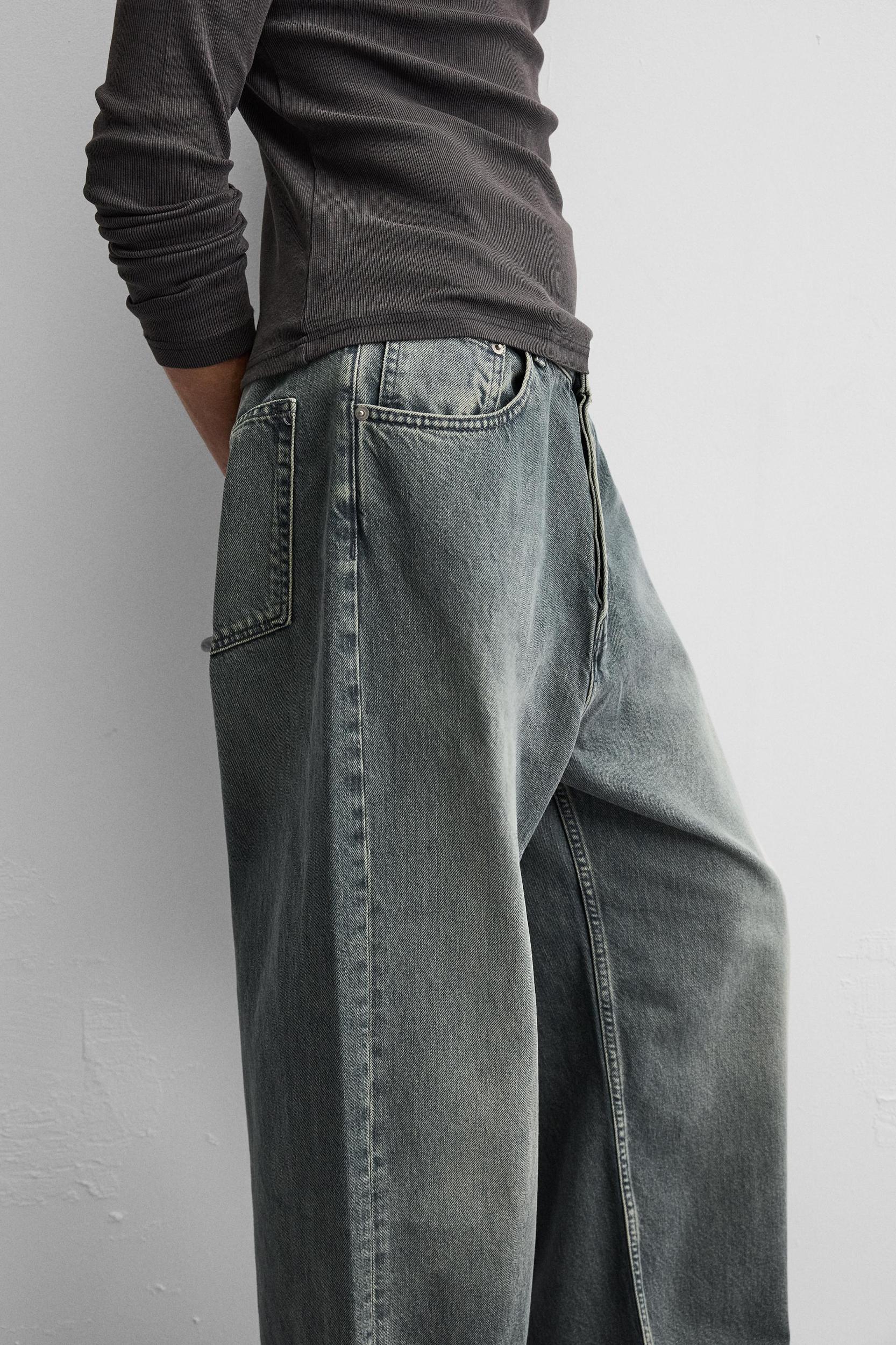 SUPER BAGGY FIT JEANS Product Image