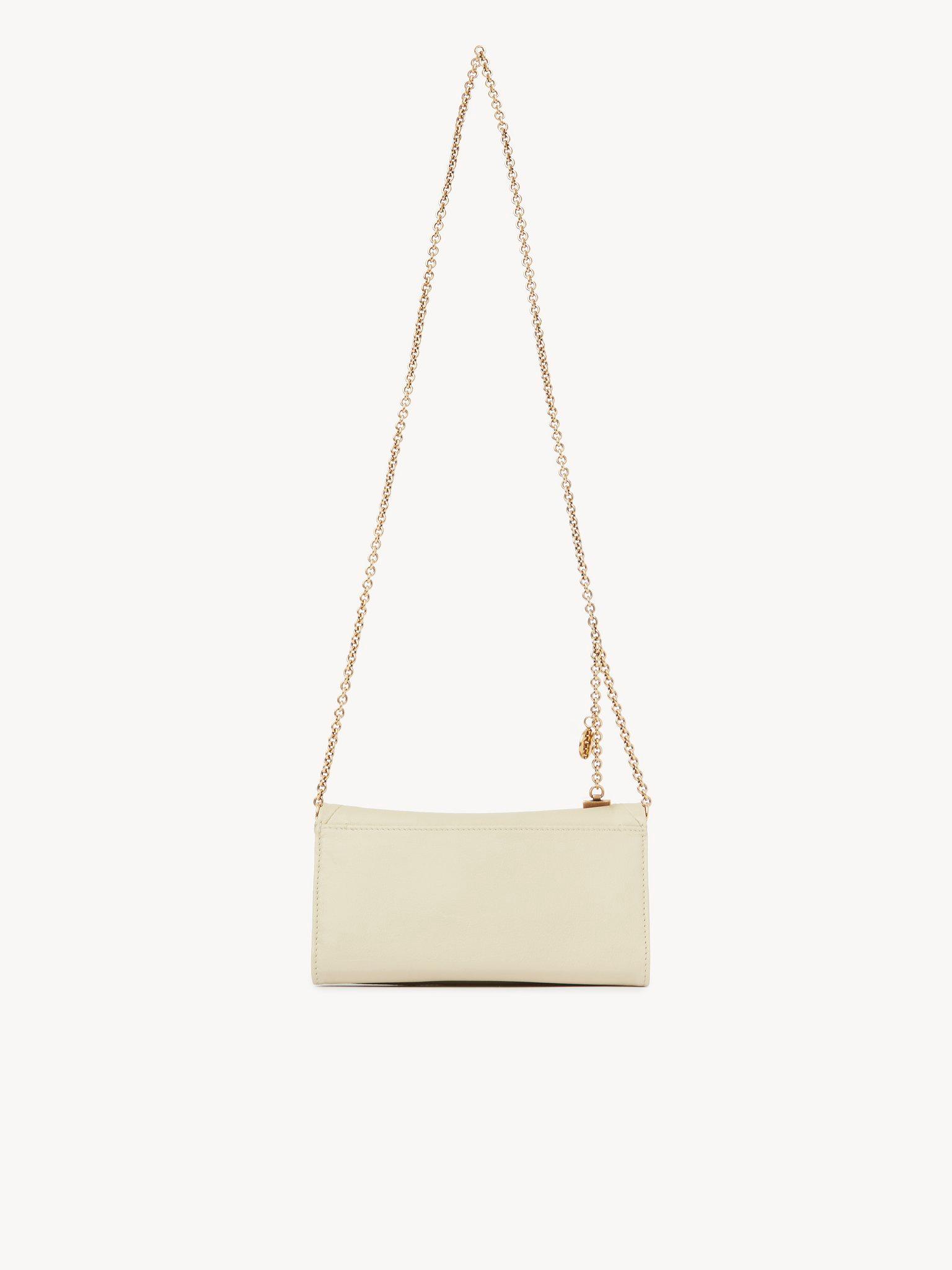 Chloé Spin flap wallet on chain in grained leather Product Image