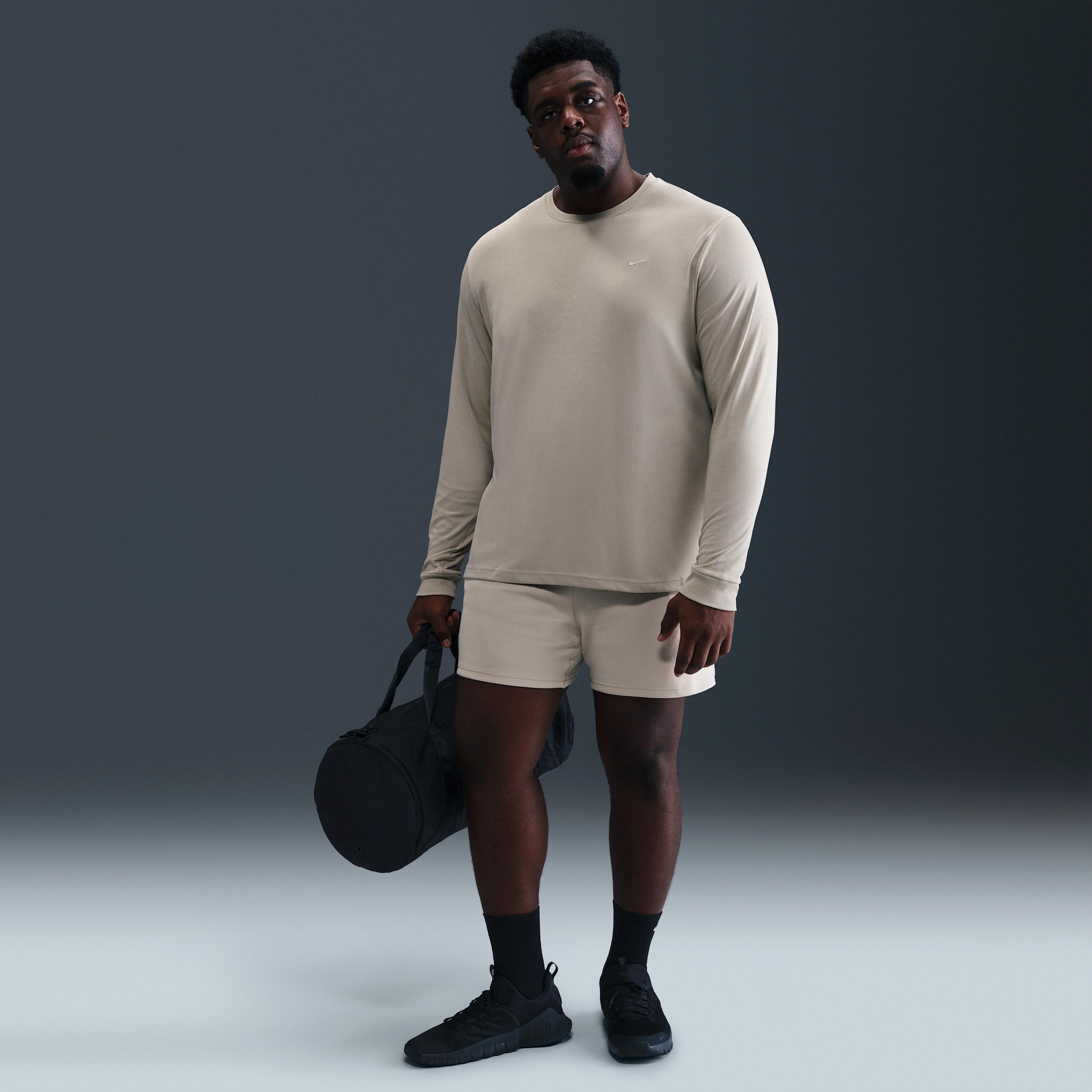 Nike Men's Primary Dri-FIT Long-Sleeve Versatile Top Product Image