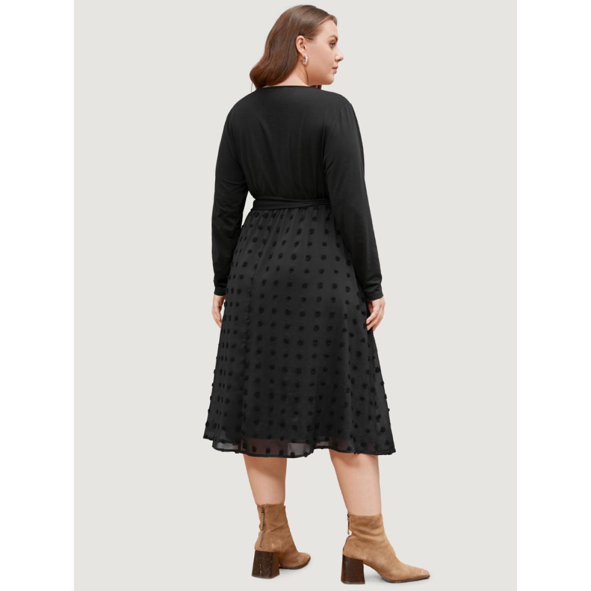 Plus Size Solid Surplice Neck Pocket Mesh Patchwork Belted Dress Black Women Casual Elastic Waist V-neck Long Sleeve Curvy Midi Dress BloomChic 28/5X Product Image