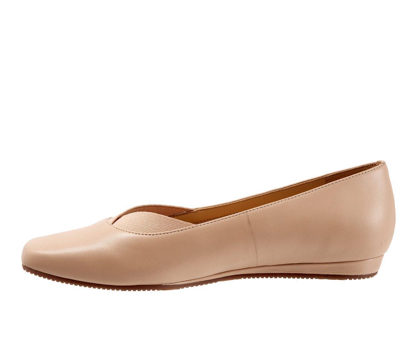 Women's Softwalk Vianna Flats Product Image