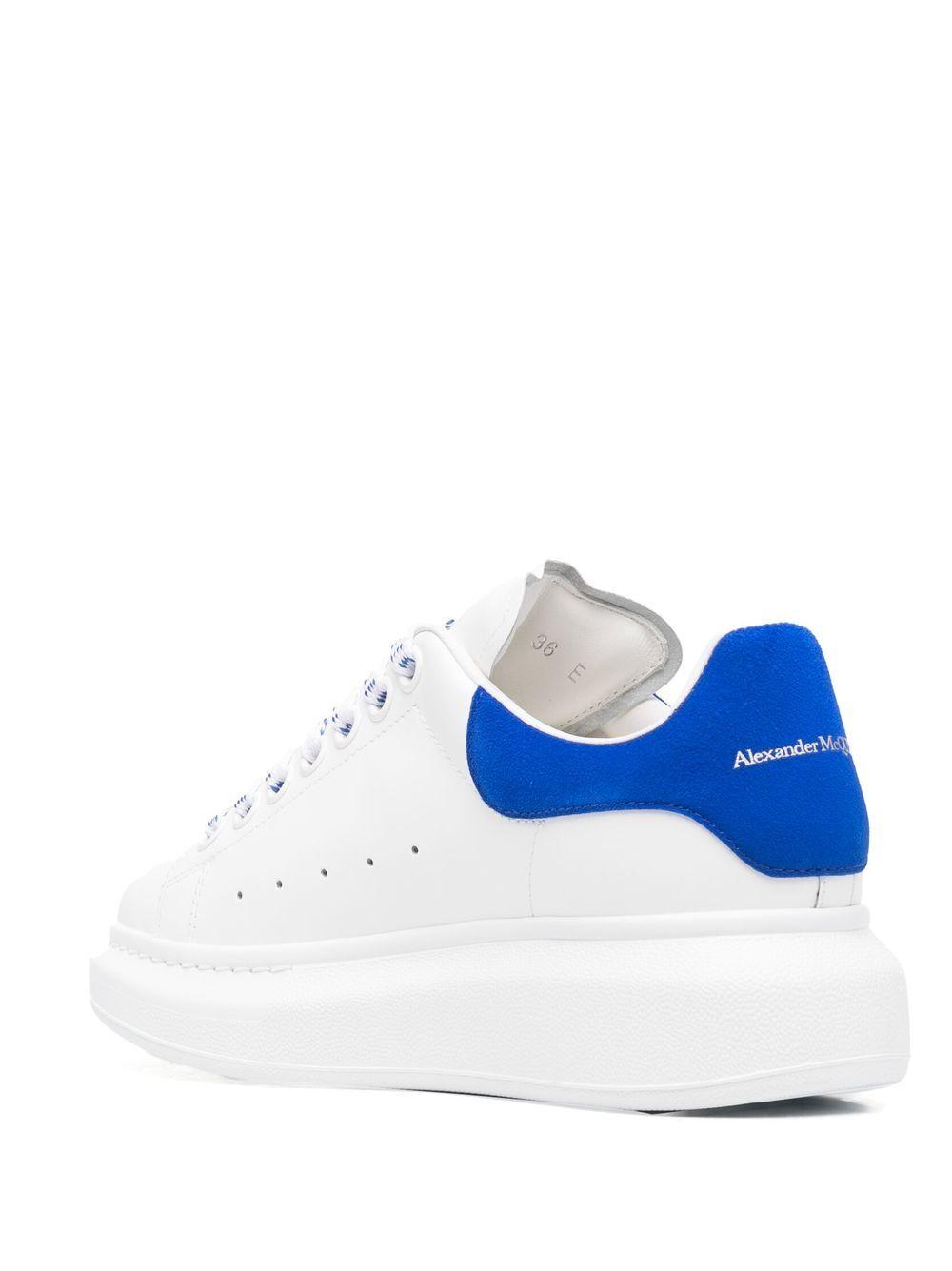 Classic low-top sneakers Product Image