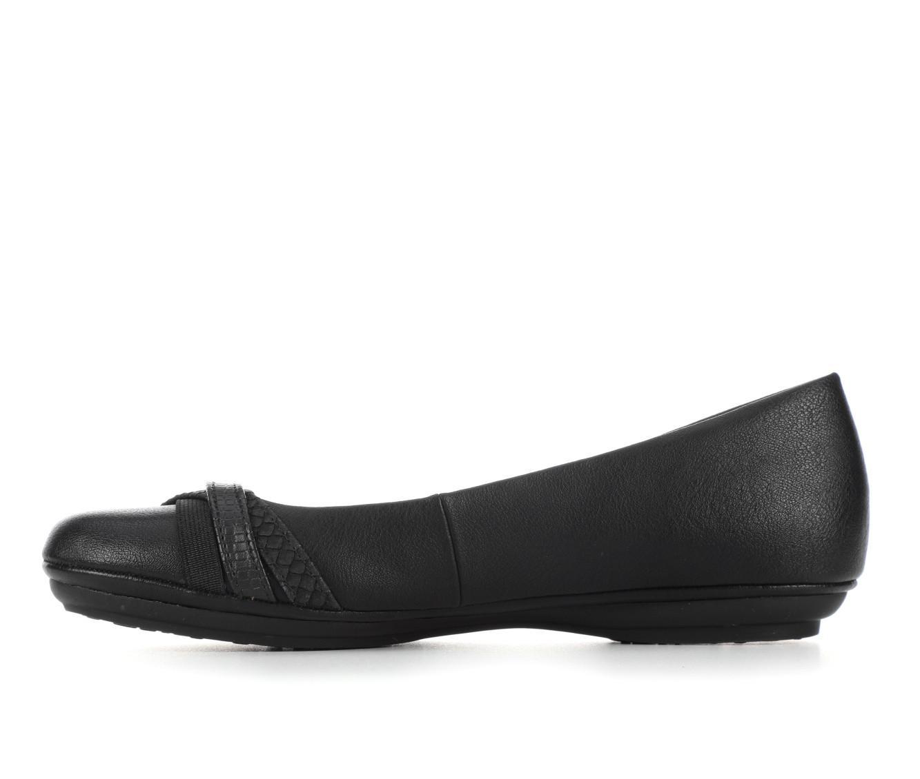 Women's EuroSoft Shainna Flats Product Image