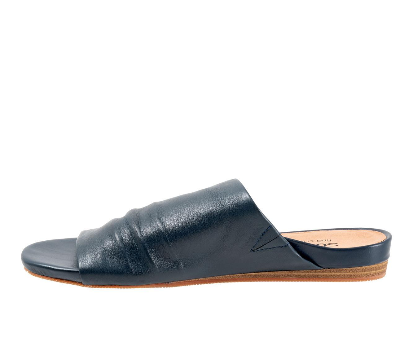 Women's Softwalk Camano Sandals Product Image