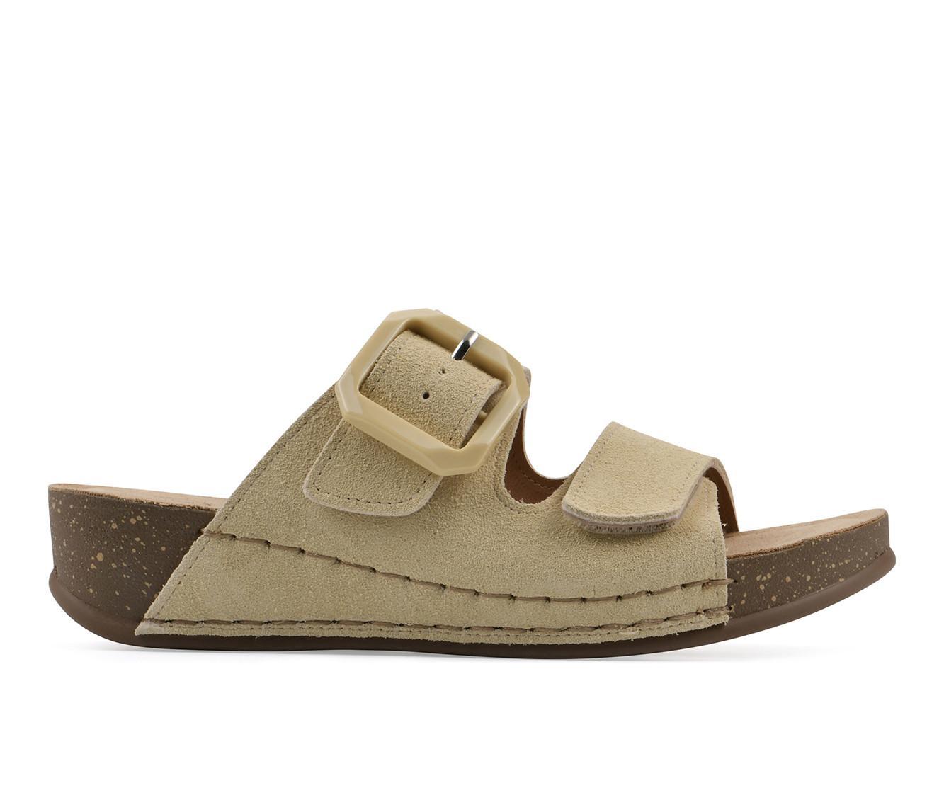 Women's White Mountain Fearful Footbed Sandals Product Image