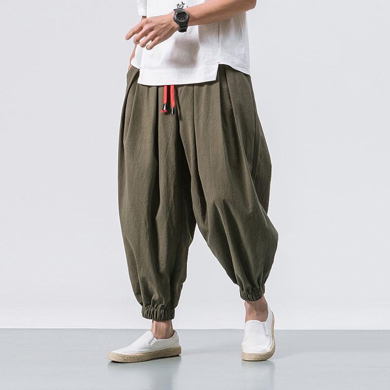 Mid Rise Plain Cropped Harem Pants Product Image