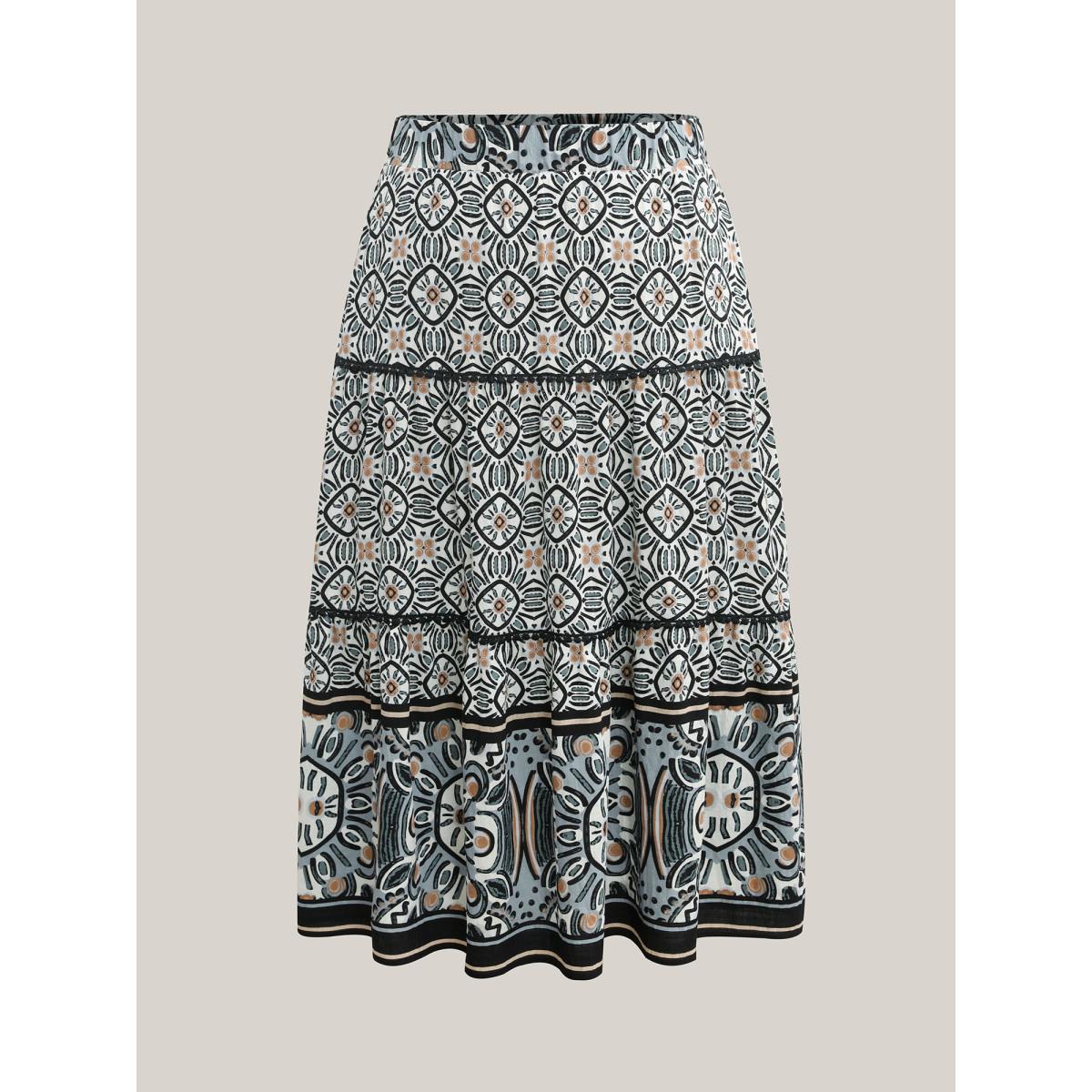 Plus Size Boho Print Spliced Tiered Maxi Skirt Women BlackFlower Resort Patchwork Loose No stretch Side seam pocket Vacation Skirts BloomChic 28/5X Product Image