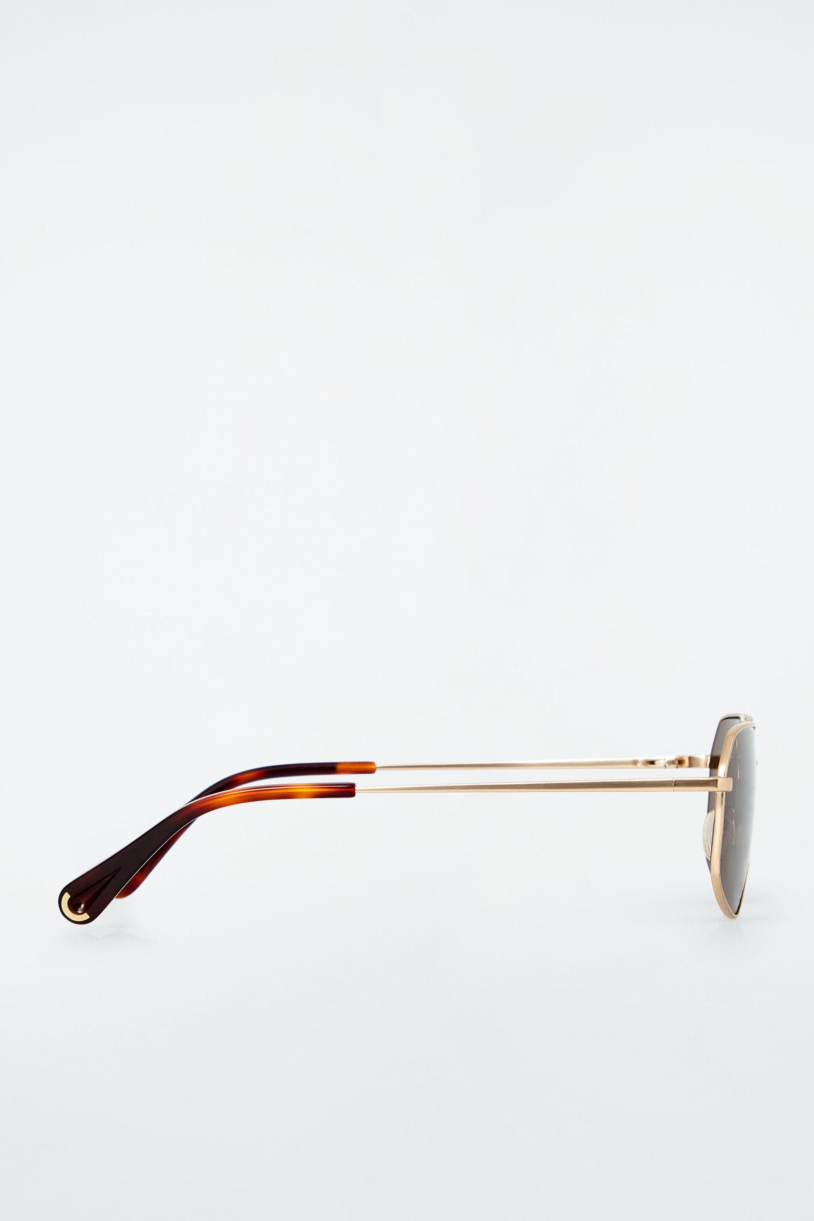 VISTA SUNGLASSES - AVIATOR Product Image