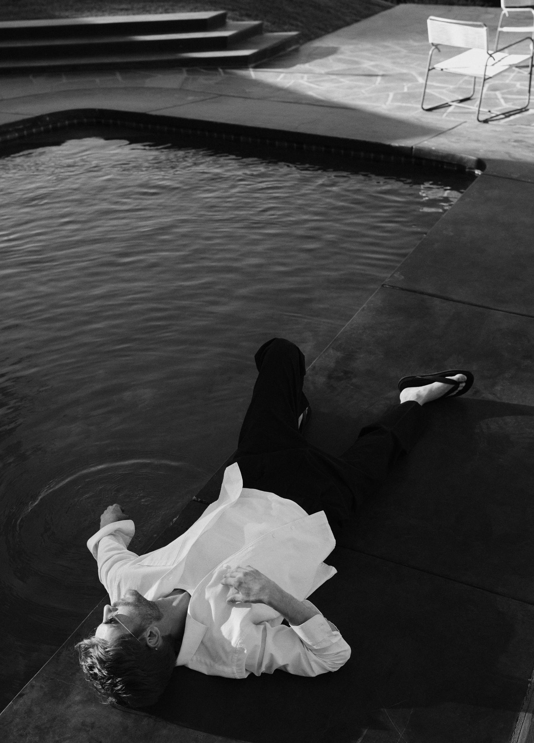 Cotton Chambray Button-Front Shirt Product Image