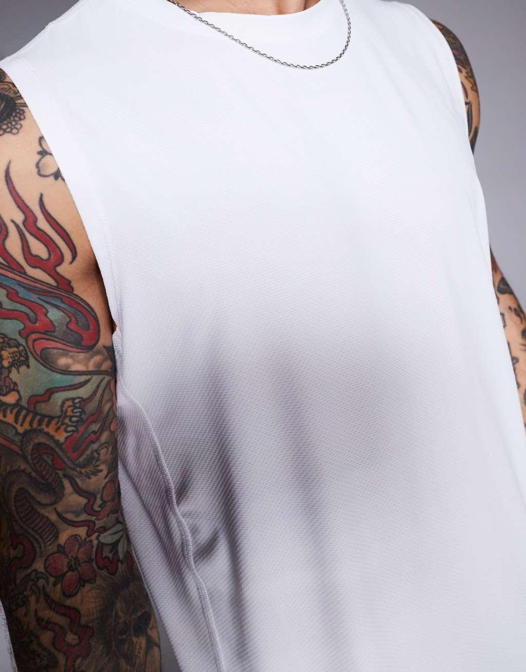 4505 Icon training quick dry sleeveless tank top in white  Product Image