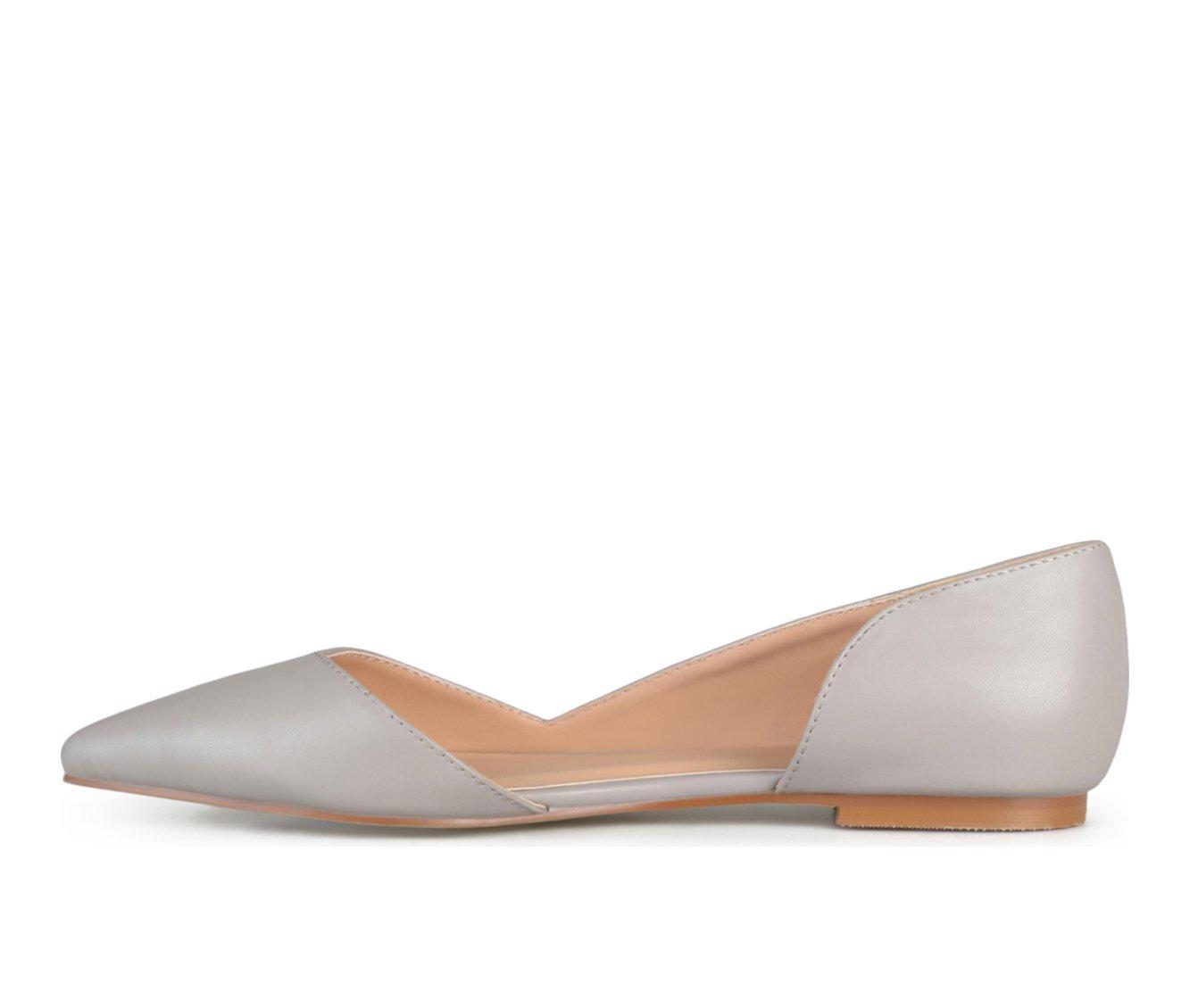 Women's Journee Collection Cortni Flats Product Image