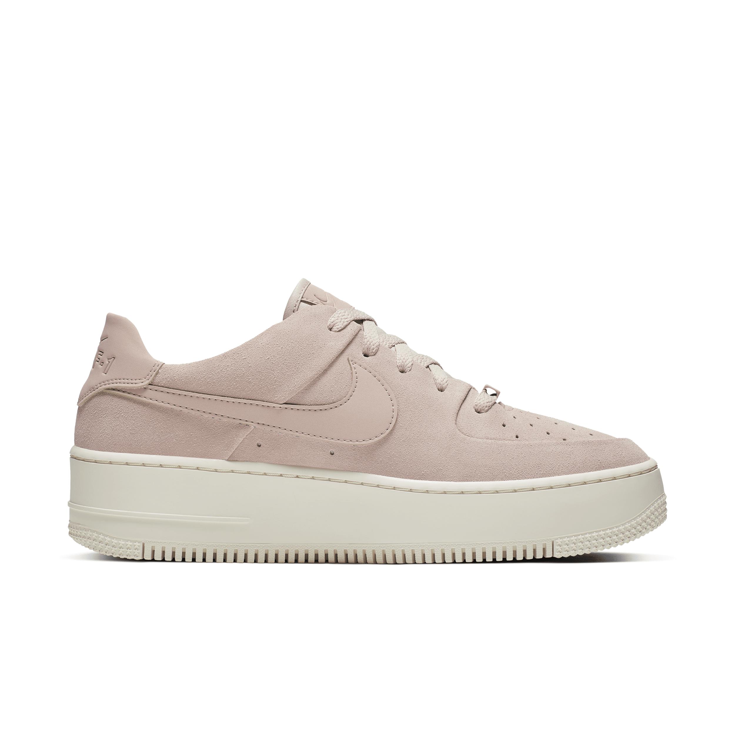 Nike Womens Air Force 1 Sage Low Shoes | AR5339-201 Product Image