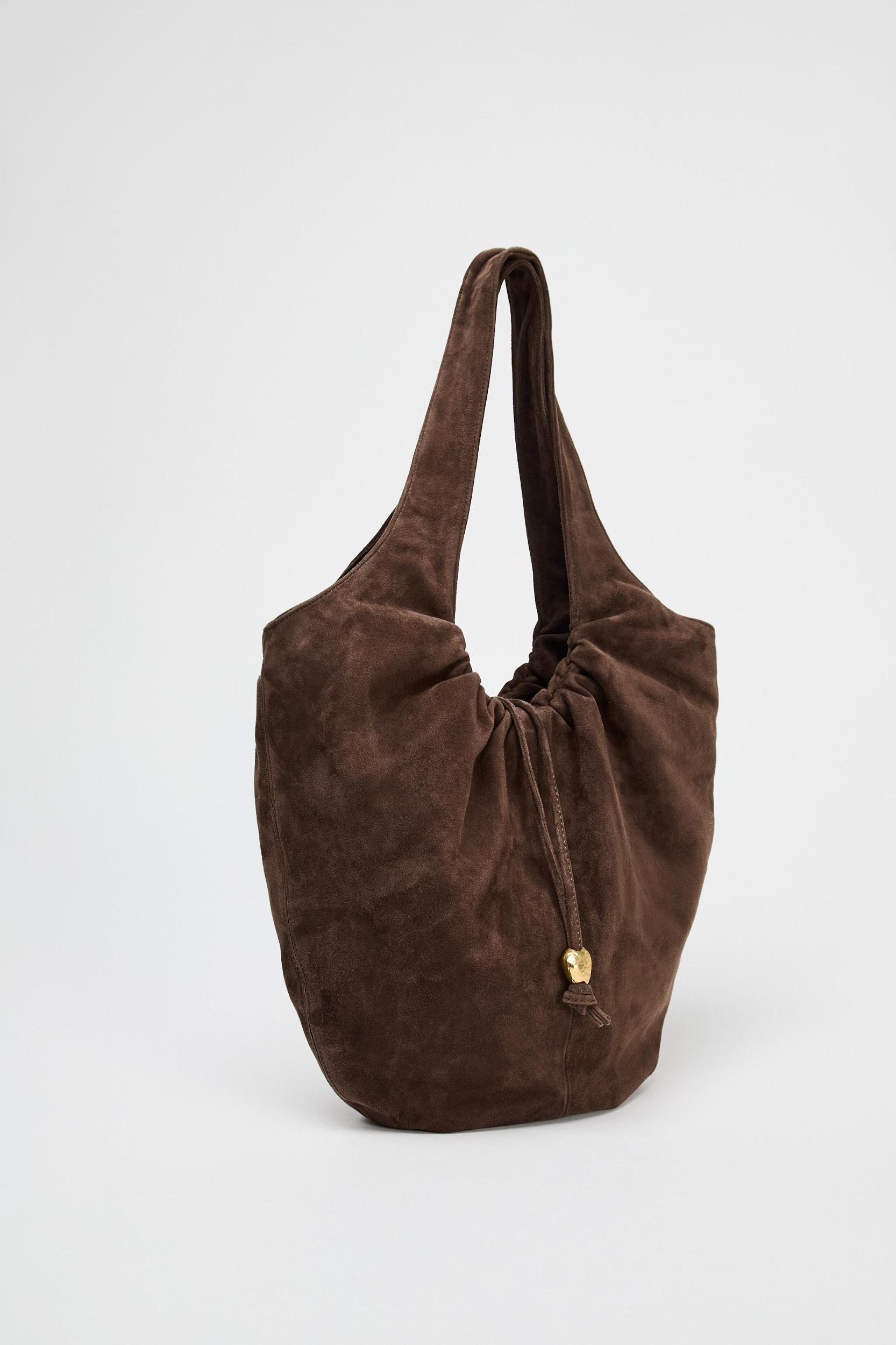 RUCHED SPLIT LEATHER BUCKET BAG Product Image