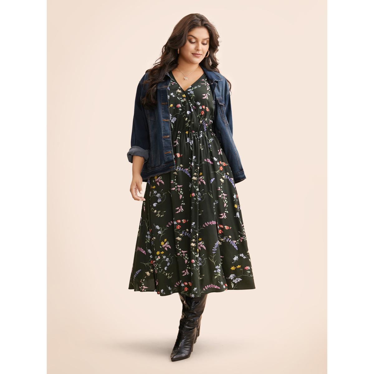 Plus Size Floral Wrap Ruffle Sleeve Dress DarkGreen Women Elegant Slit Overlap Collar Short sleeve Curvy BloomChic 12/L Product Image