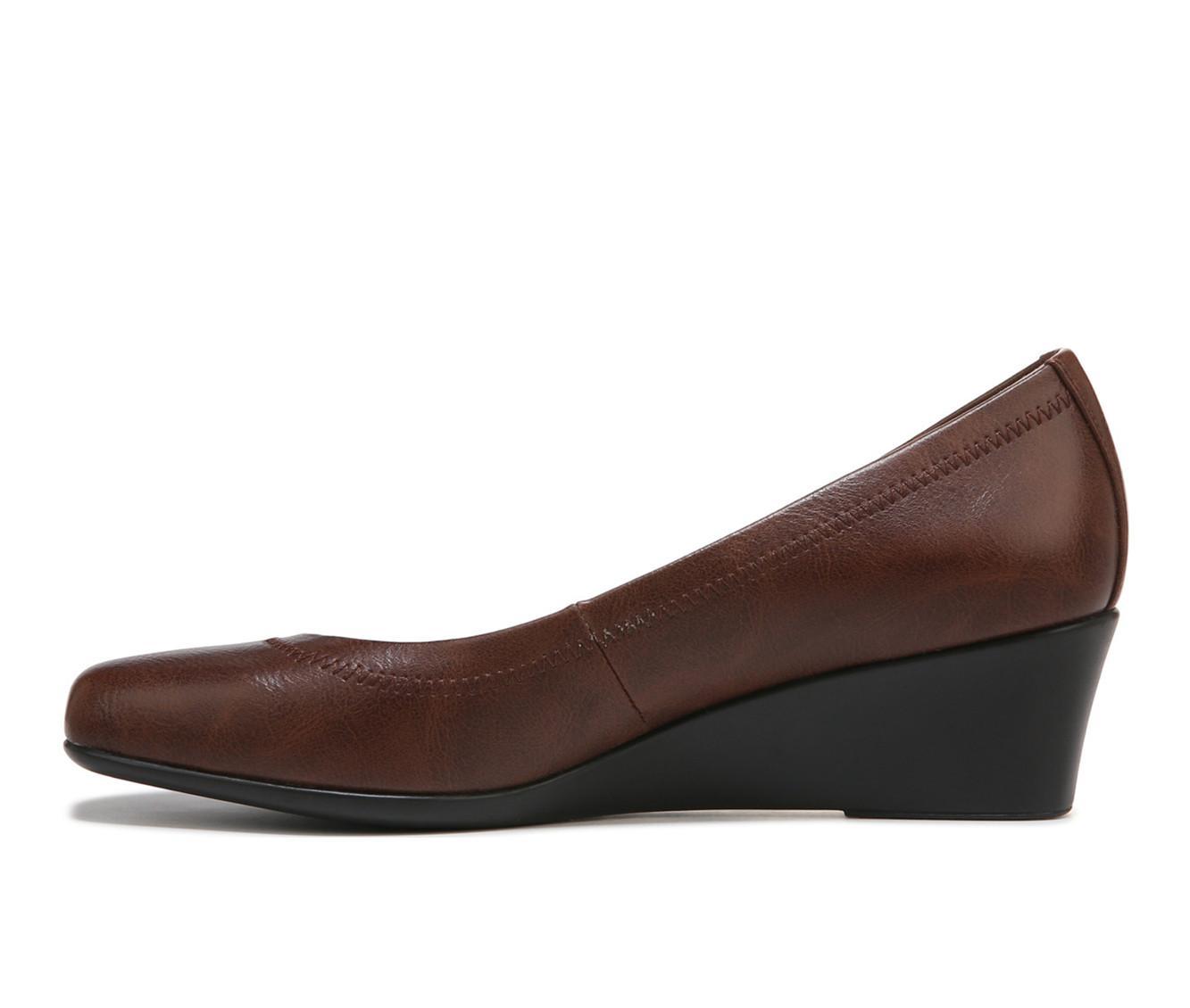 Women's LifeStride Groovy Wedges Product Image