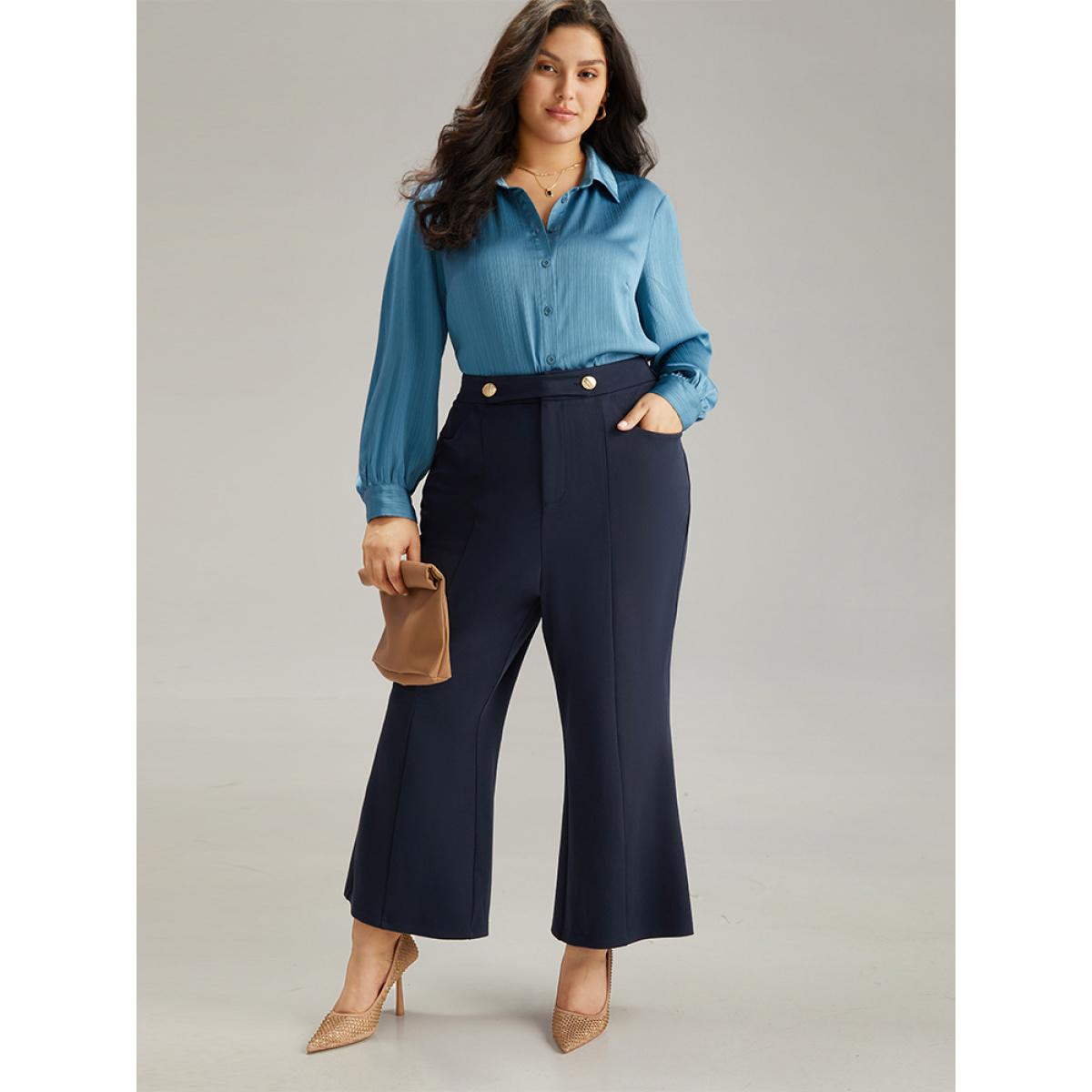Plus Size Solid Metal Detail Pocket Flare Leg Pants Women Midnight Office Flare Leg High Rise Office Pants BloomChic 18-20/2X Product Image