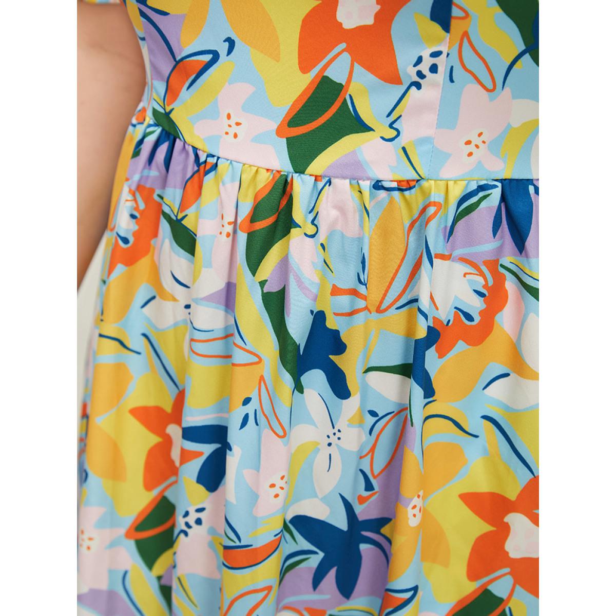 Plus Size Floral Print Pocket Ruffle Hem Square Neck Dress Multicolor Women Elegant Tiered Square Neck Short sleeve Curvy Midi Dress BloomChic 26/4X Product Image