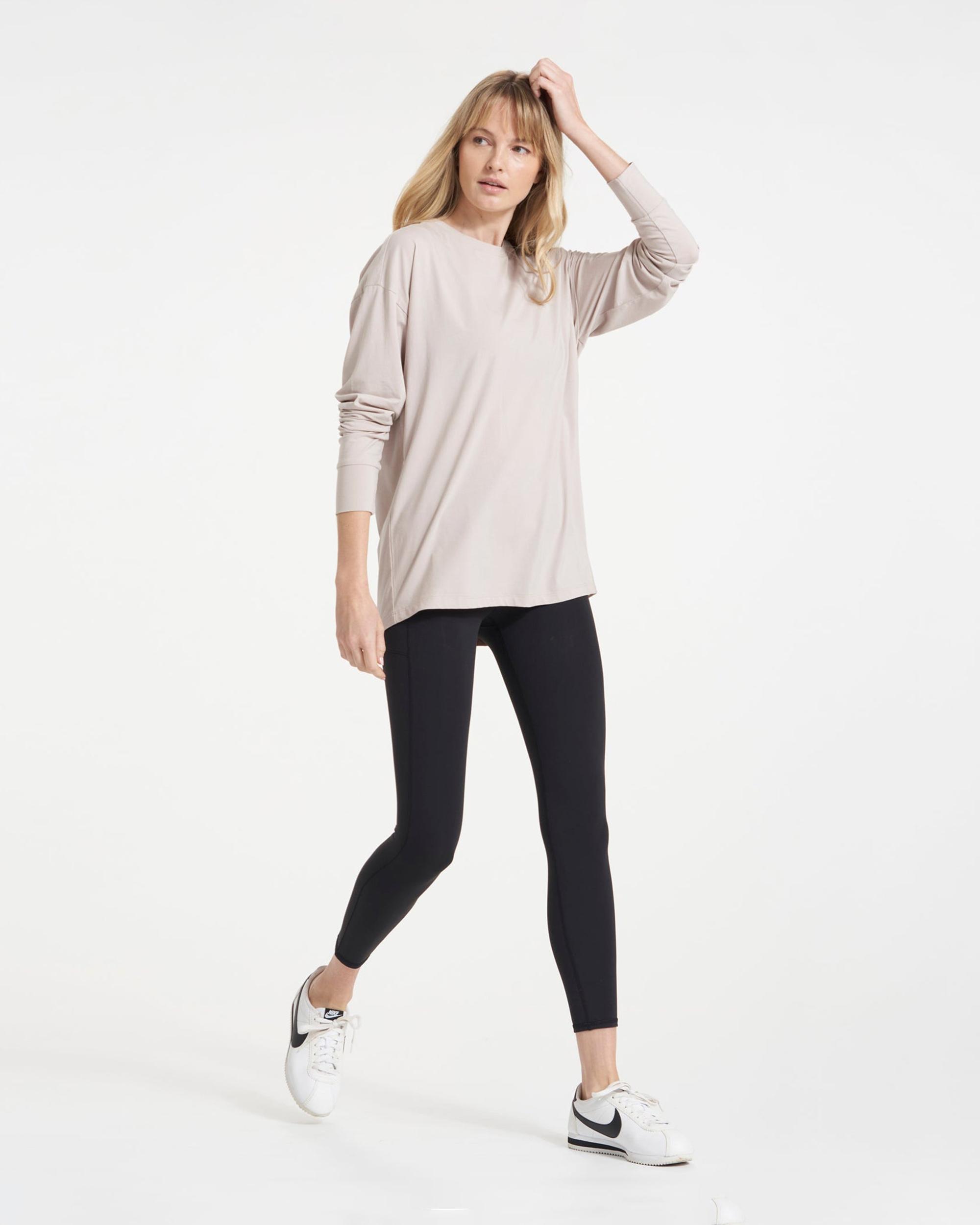 Studio Pocket Legging Product Image