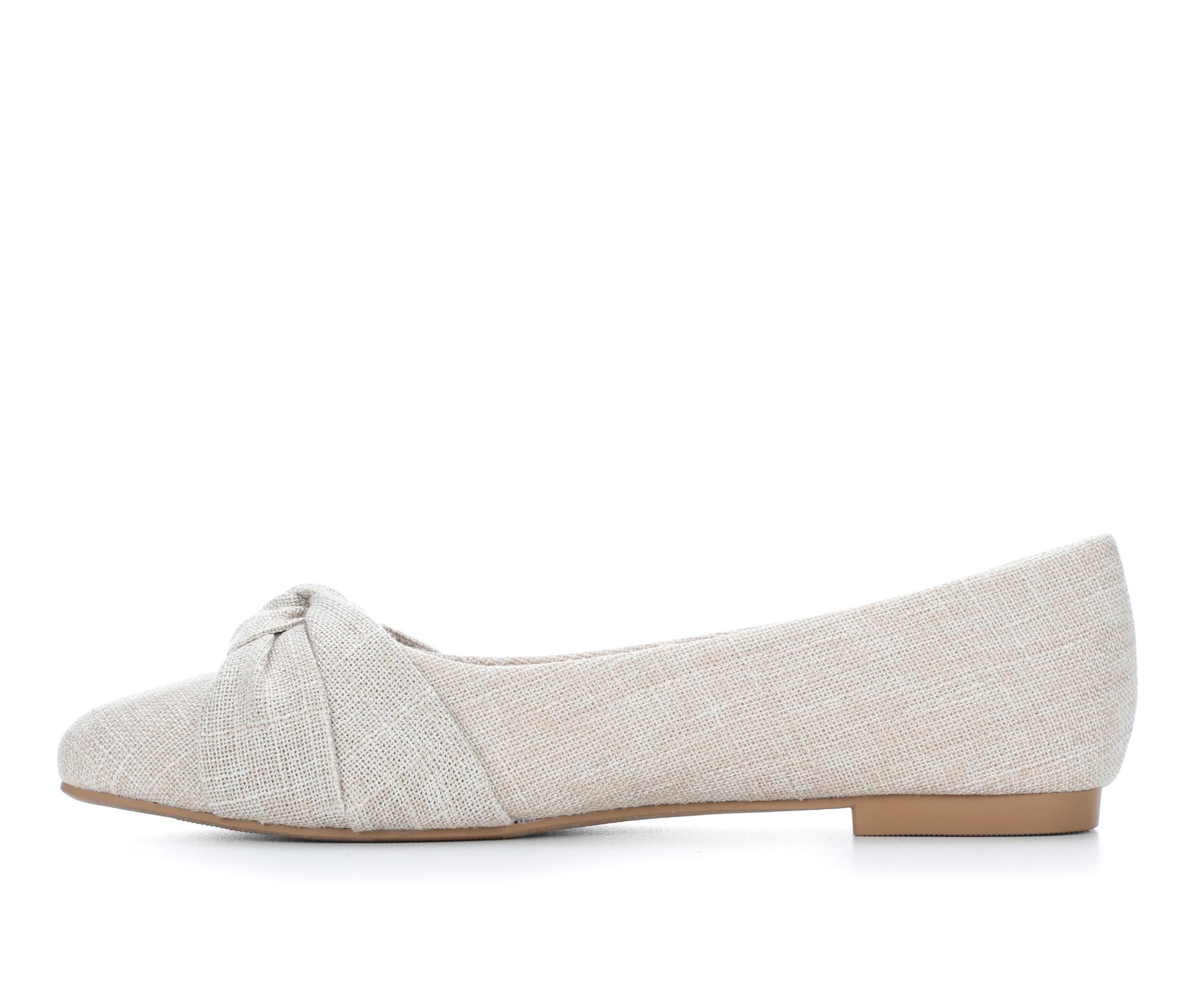 Women's City Classified Madison Flats Product Image