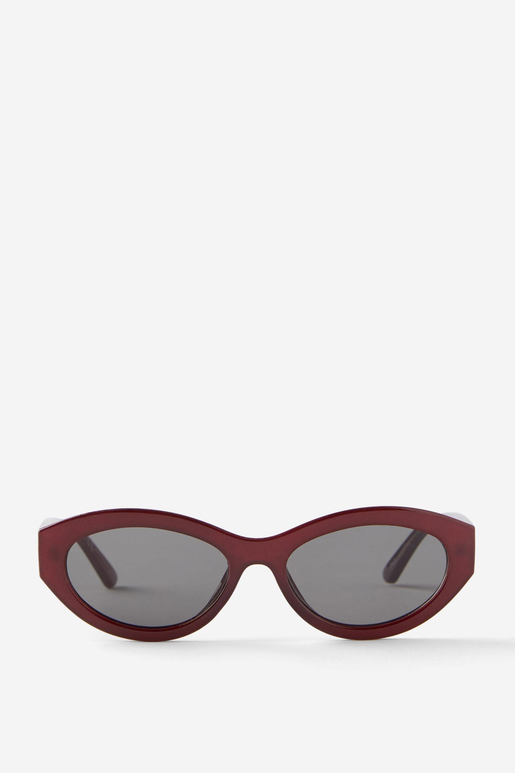 Eliza Subtle Cat Eye Sunglasses Product Image