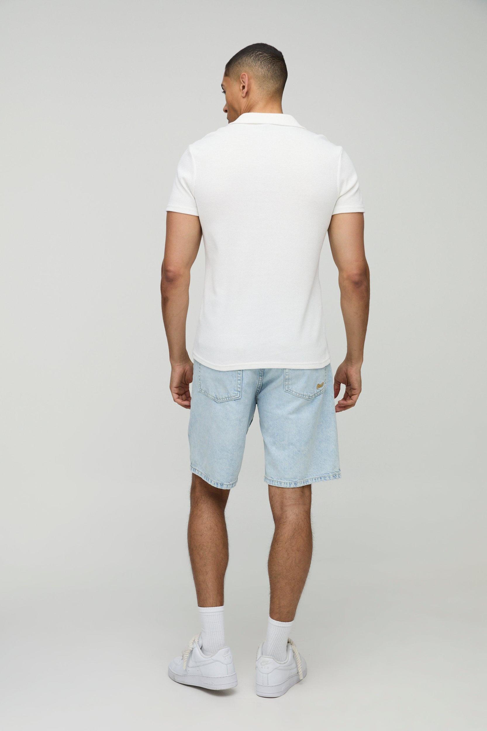 Slim Fit Short Sleeve Revere Waffle Shirt | boohooMAN USA Product Image