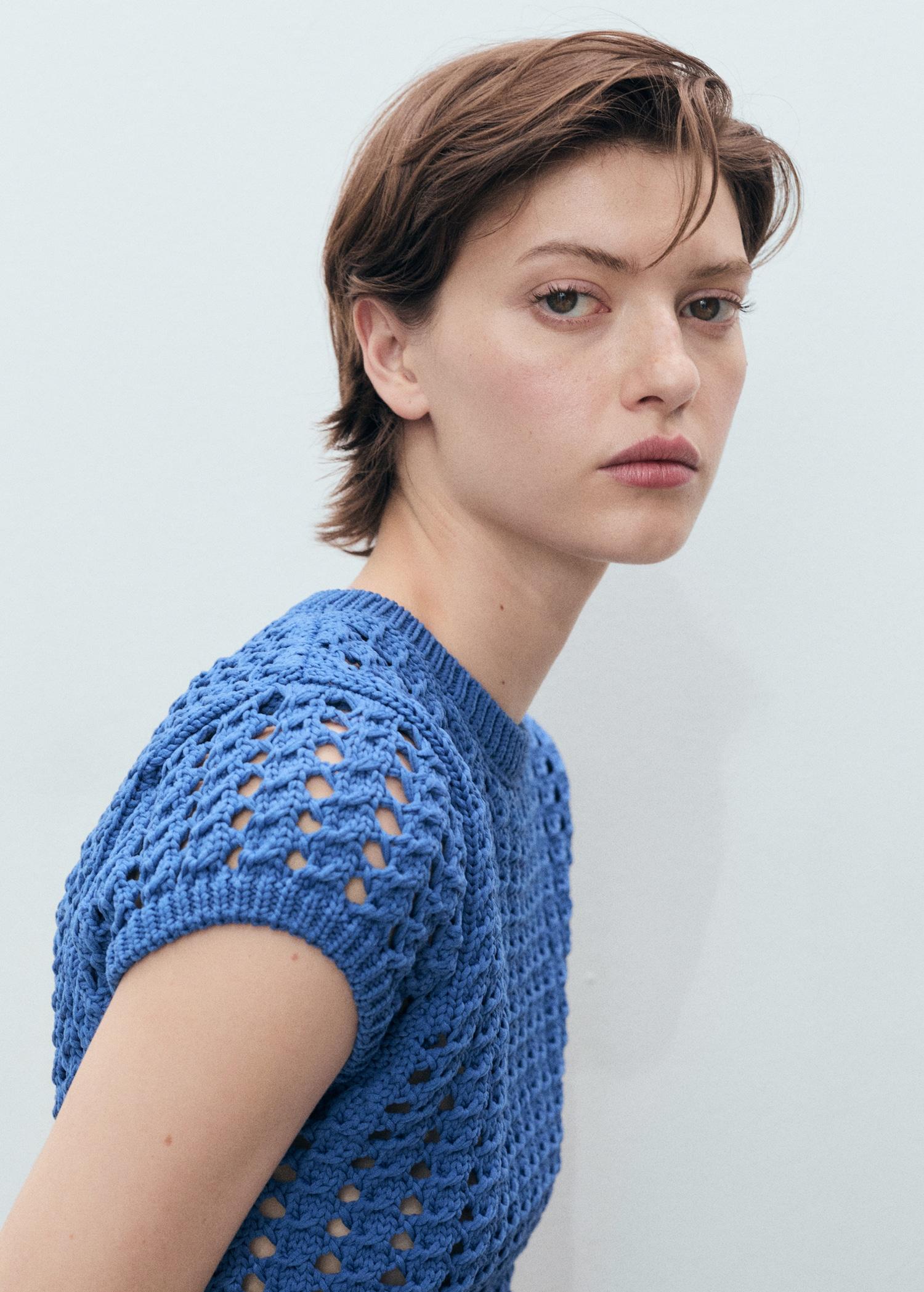 Short-sleeved crochet sweater - Women | MANGO USA Product Image