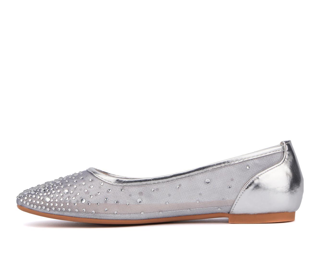 Women's New York and Company Priya Flats Product Image