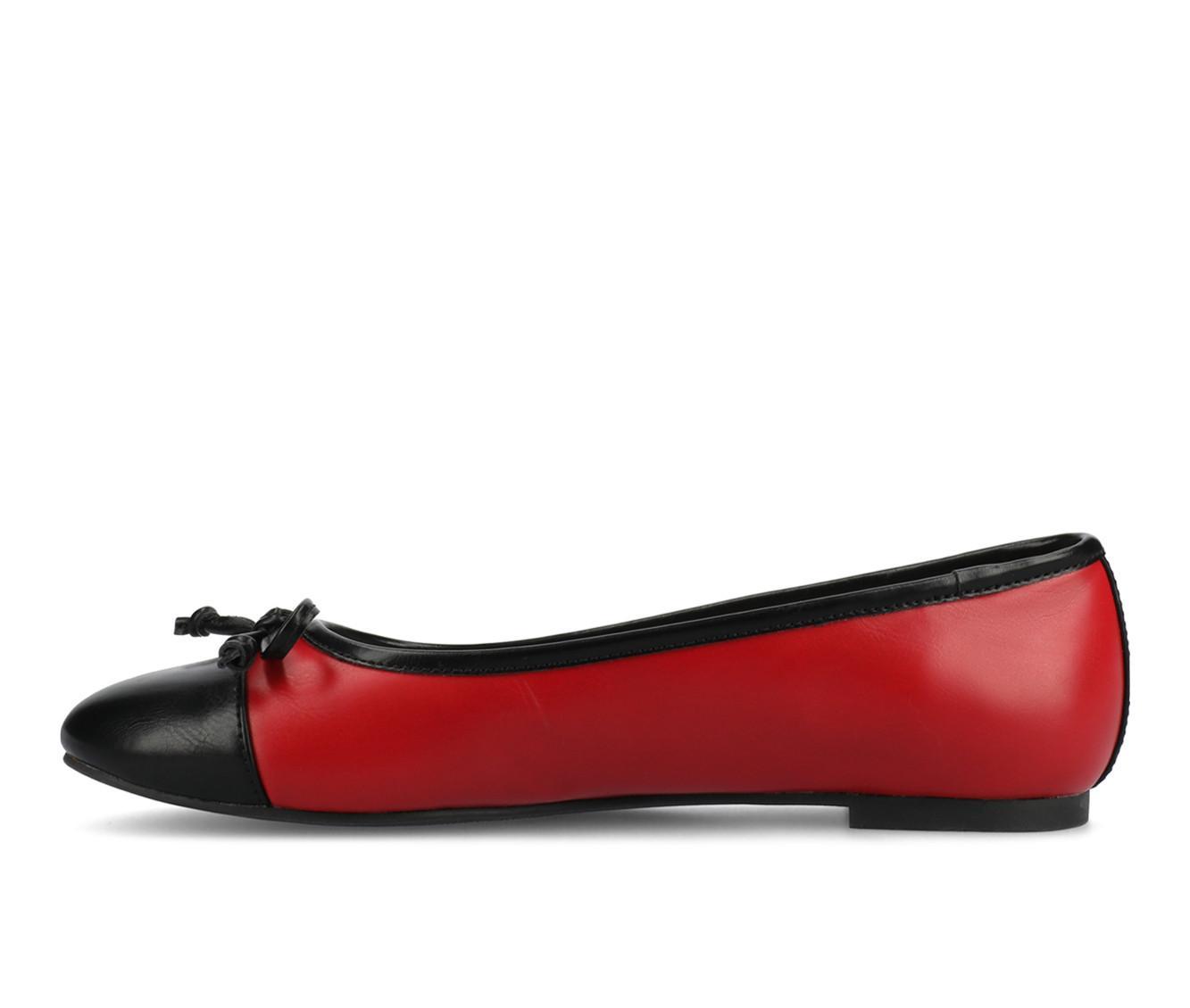 Women's Journee Collection Kaiah Flats Product Image