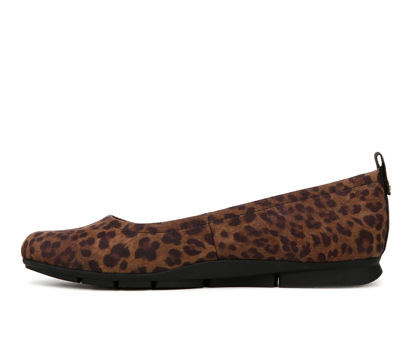 Women's Dr. Scholls Timeless Flats Product Image