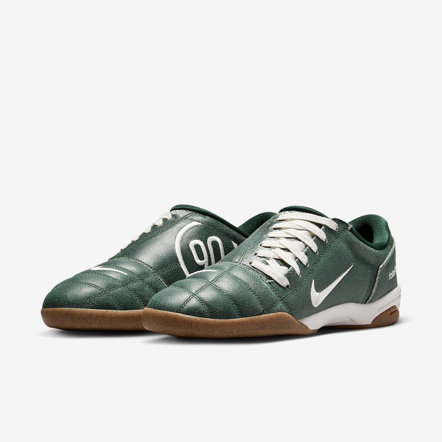 Nike Total 90 Premium Men's Shoes Product Image