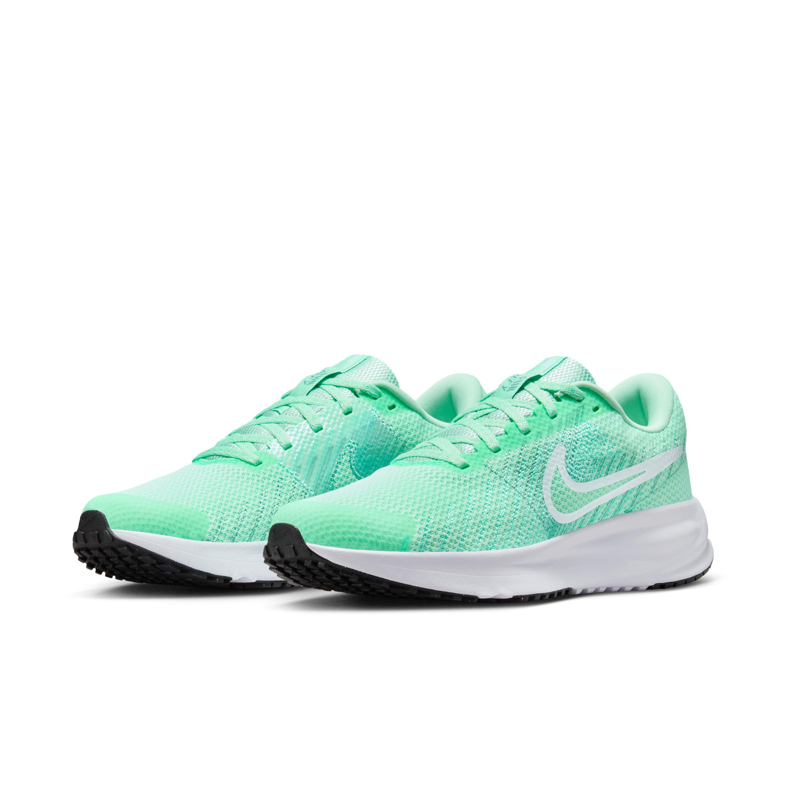 Nike Women's Run Defy Road Running Shoes Product Image