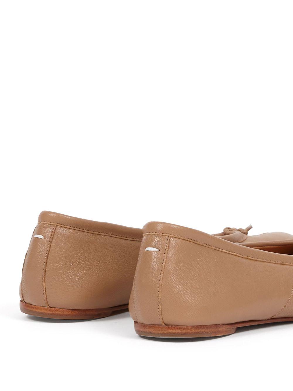 Tabi leather ballet flats Product Image