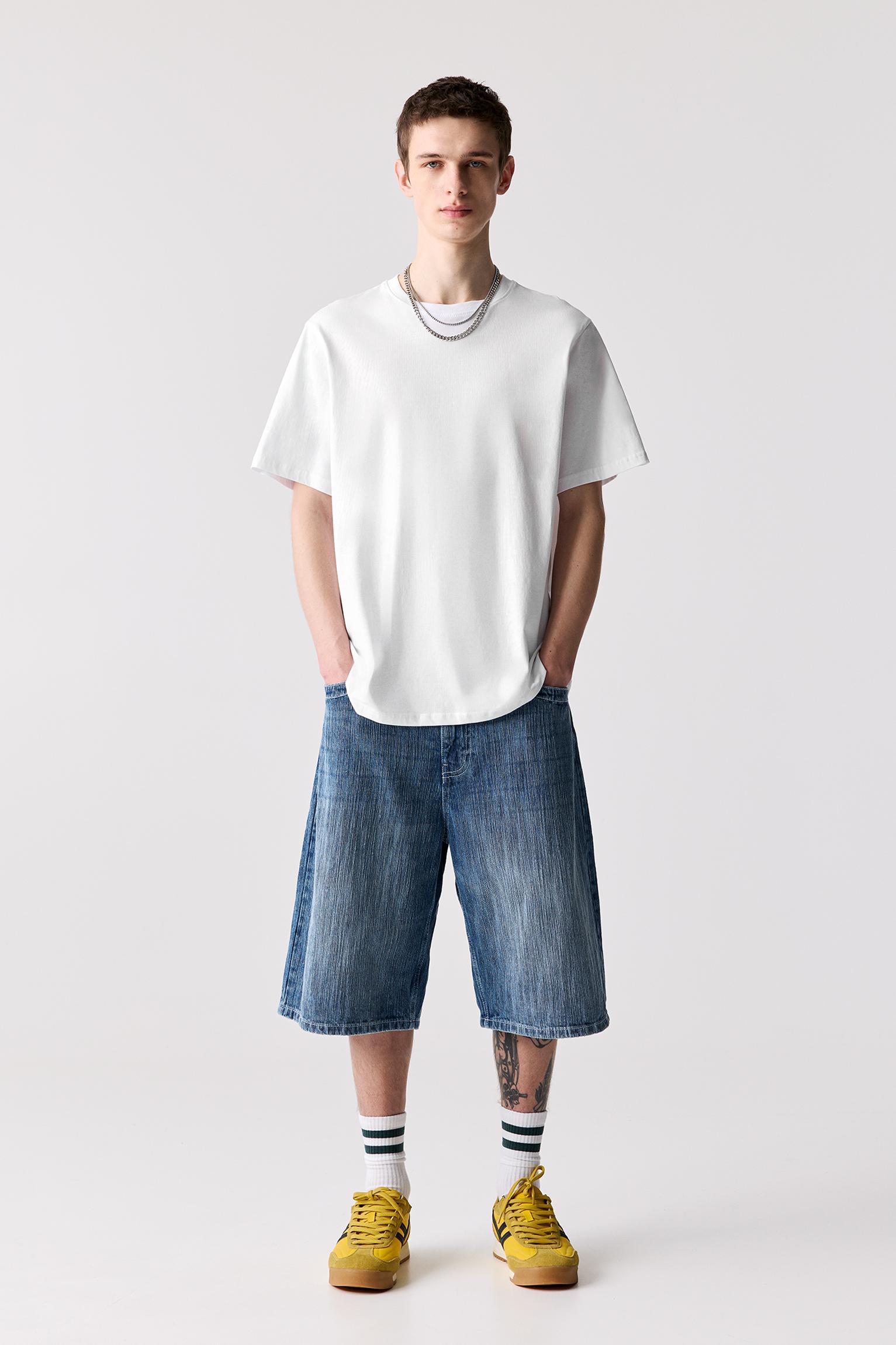 Basic short sleeve cotton T-shirt Product Image