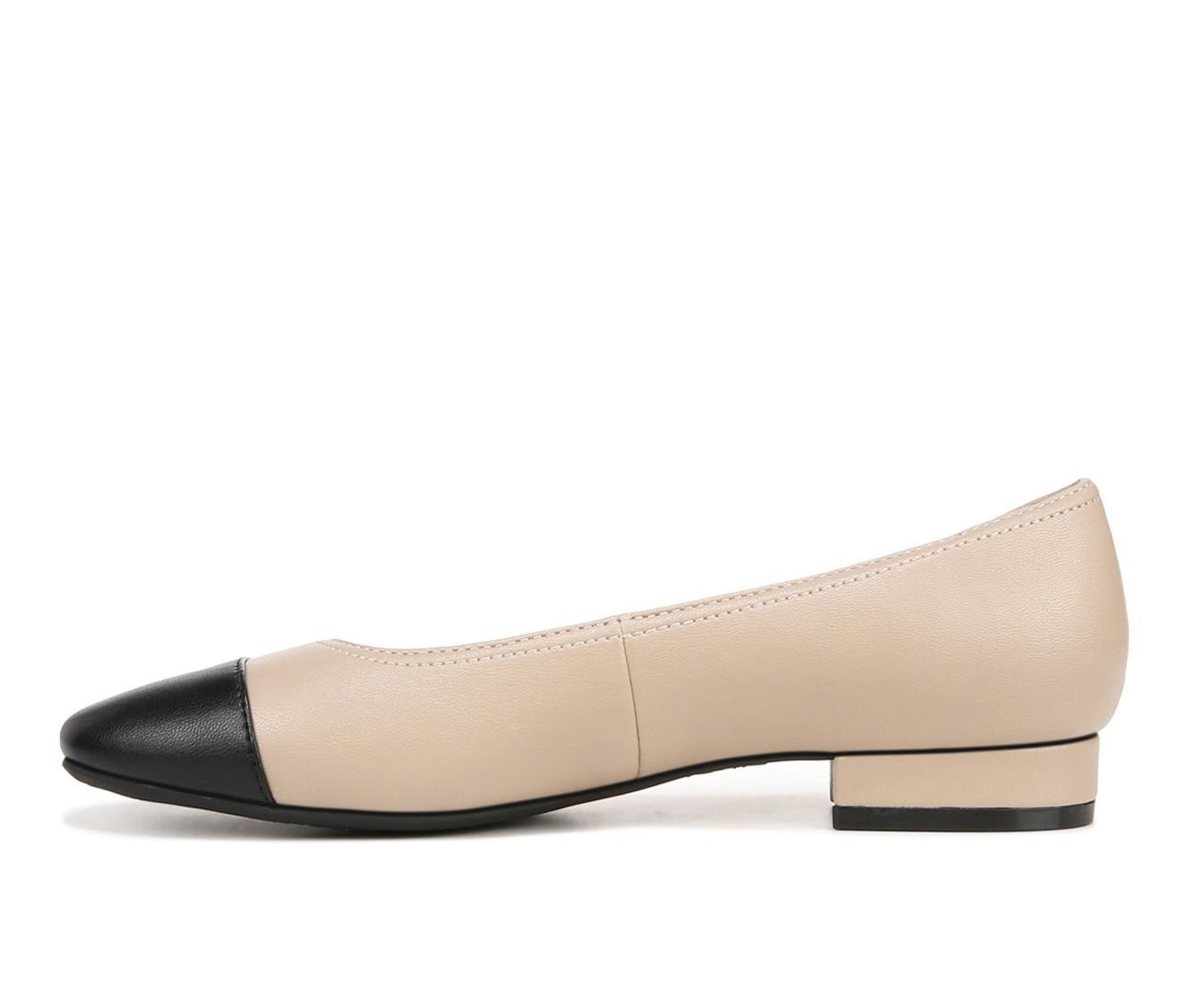 Women's LifeStride Cameo 3 Flats Product Image
