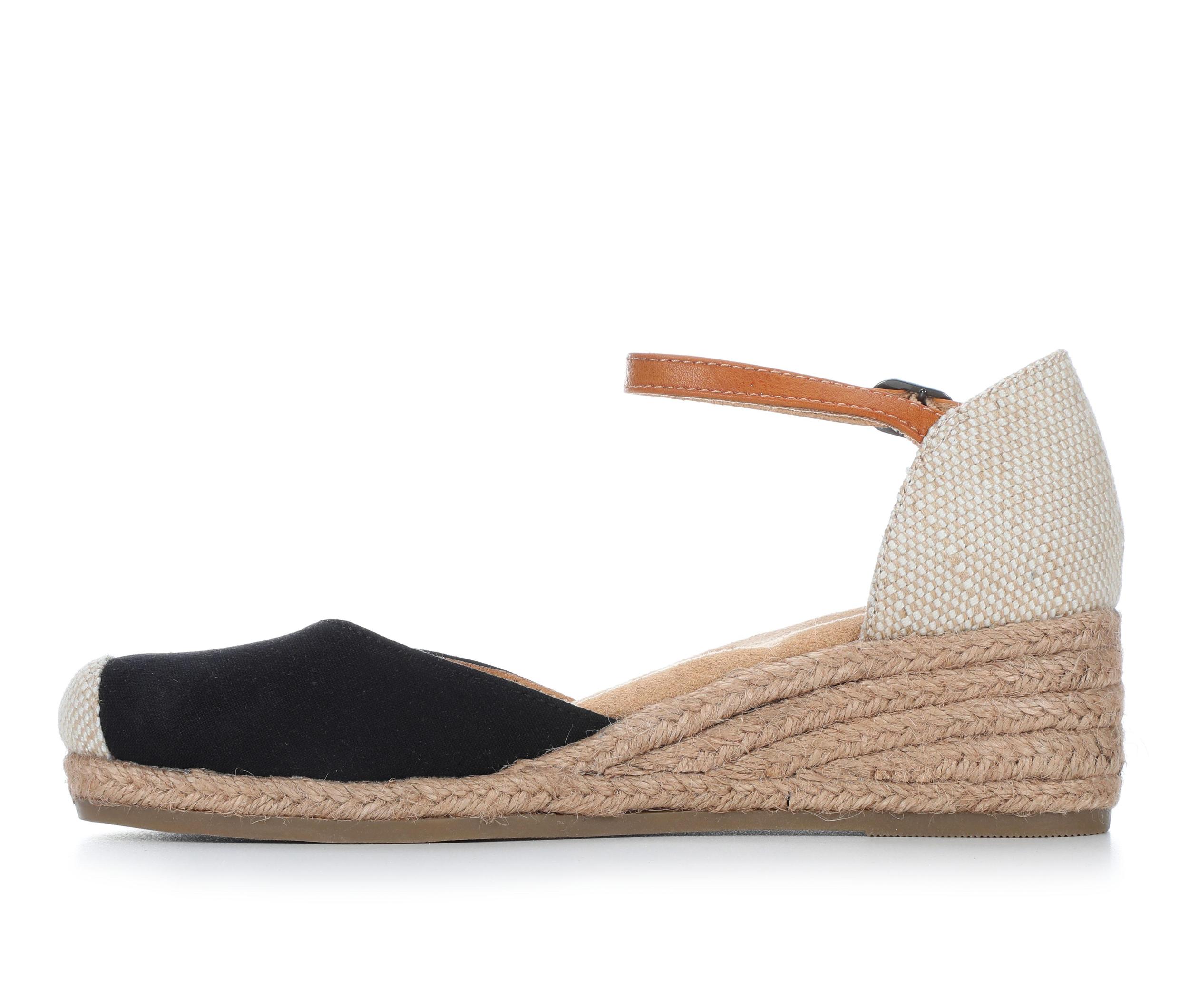 Women's Vintage 7 Eight Molly Wedges Product Image