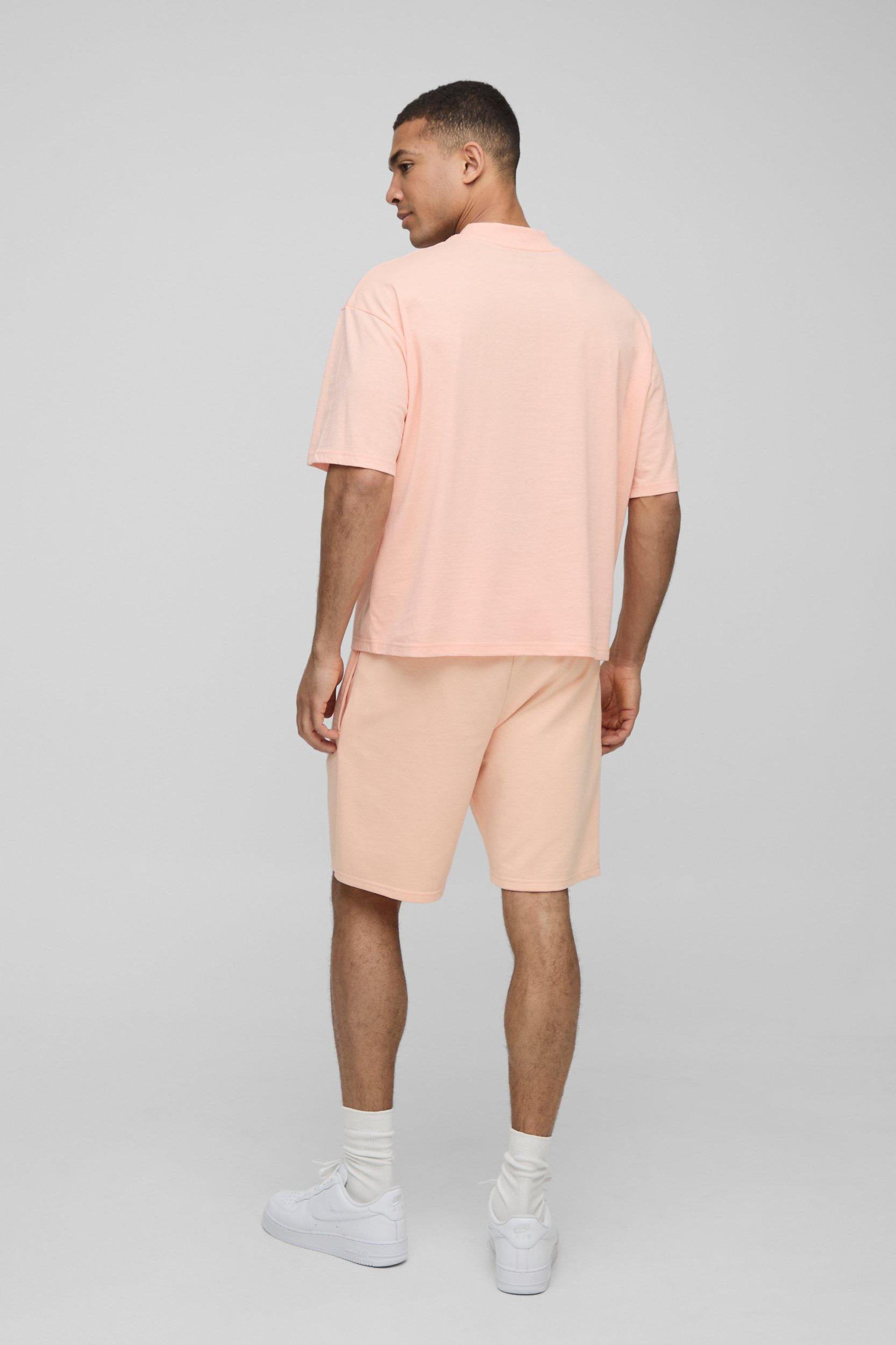 260GSM Loopback Basic Relaxed Fit Mid Length Shorts | boohooMAN USA Product Image