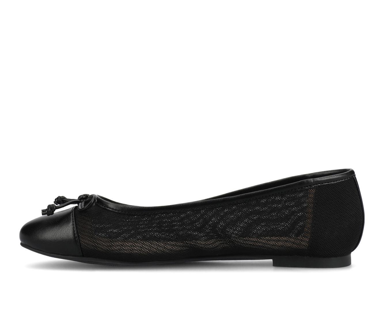 Women's Journee Collection Kaiah Flats Product Image