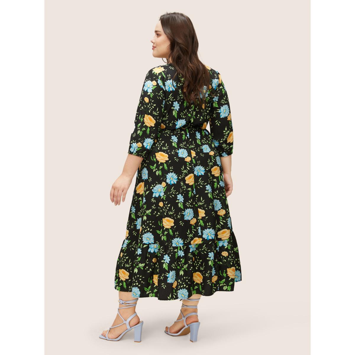 Plus Size Floral Print Shirred Pocket V Neck Dress Black Women Elegant Non V-neck Elbow-length sleeve Curvy Midi Dress BloomChic 10/M Product Image