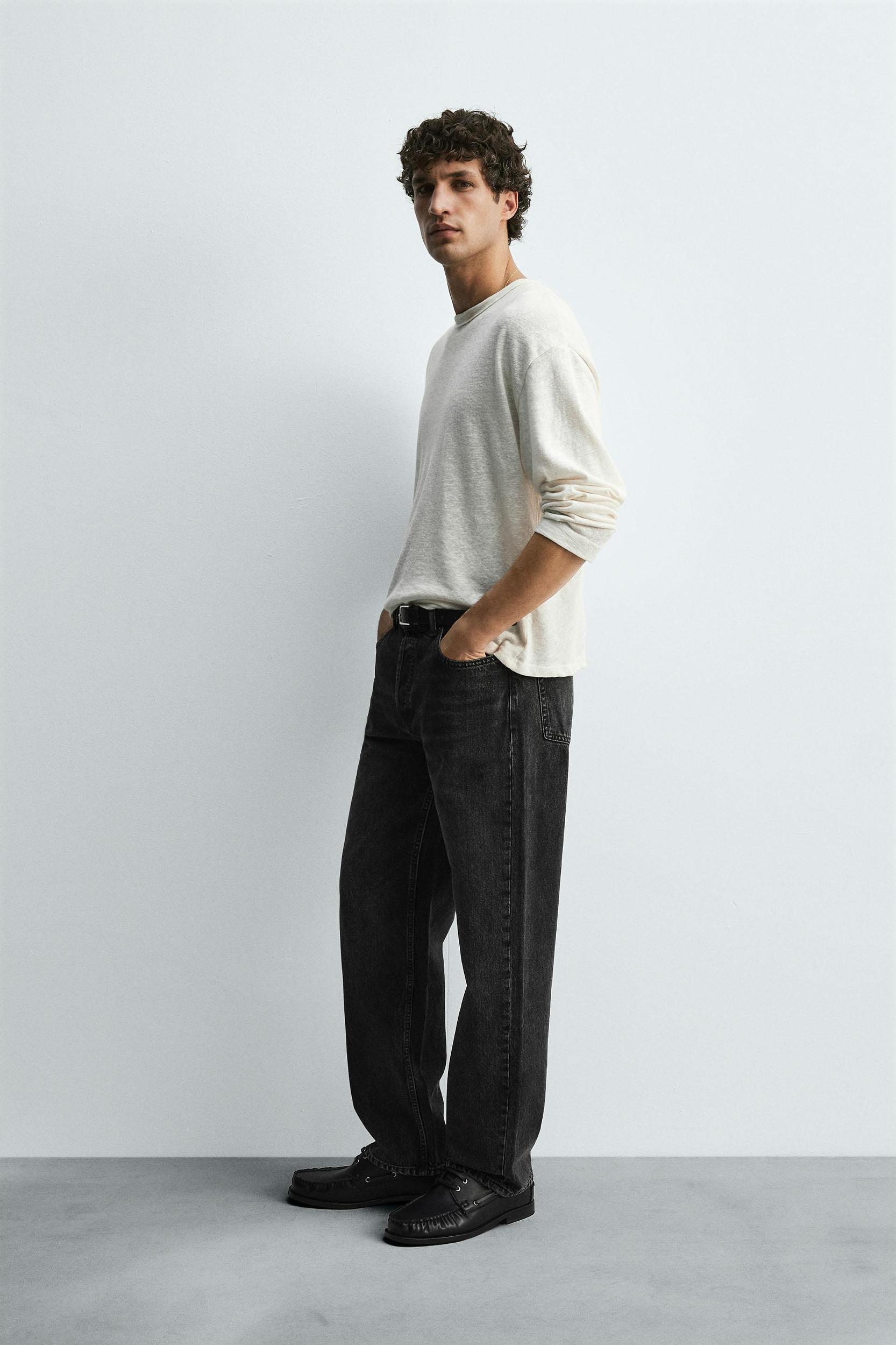 STRAIGHT FIT JEANS Product Image