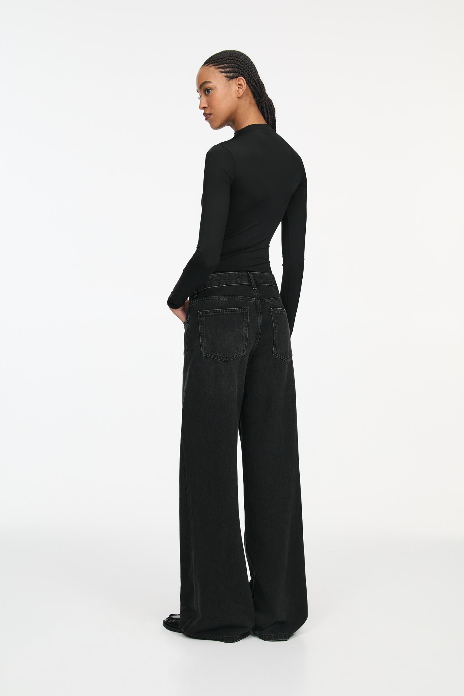 Loose-fit oversize jeans Product Image