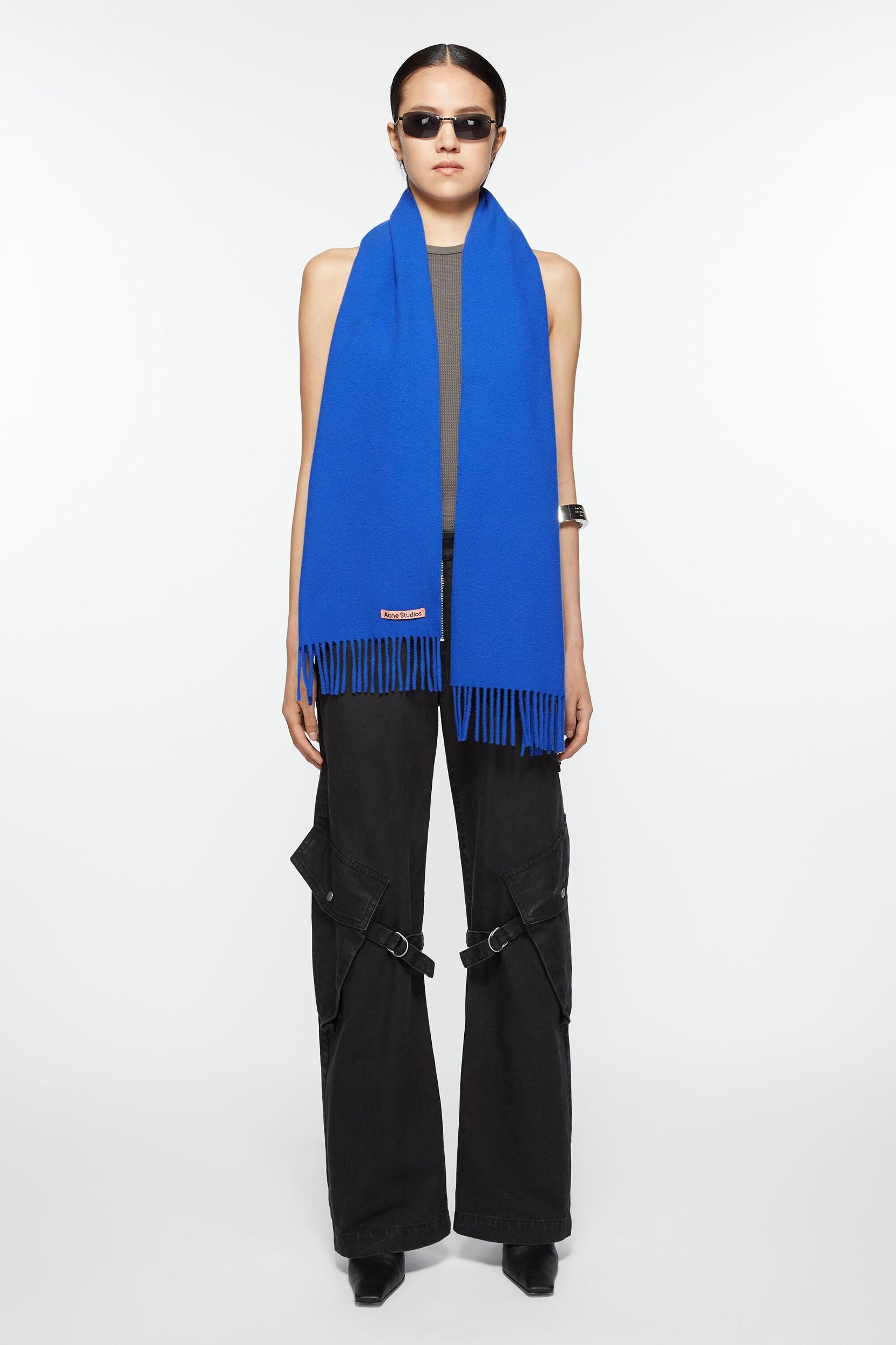 Fringe wool scarf - skinny Product Image