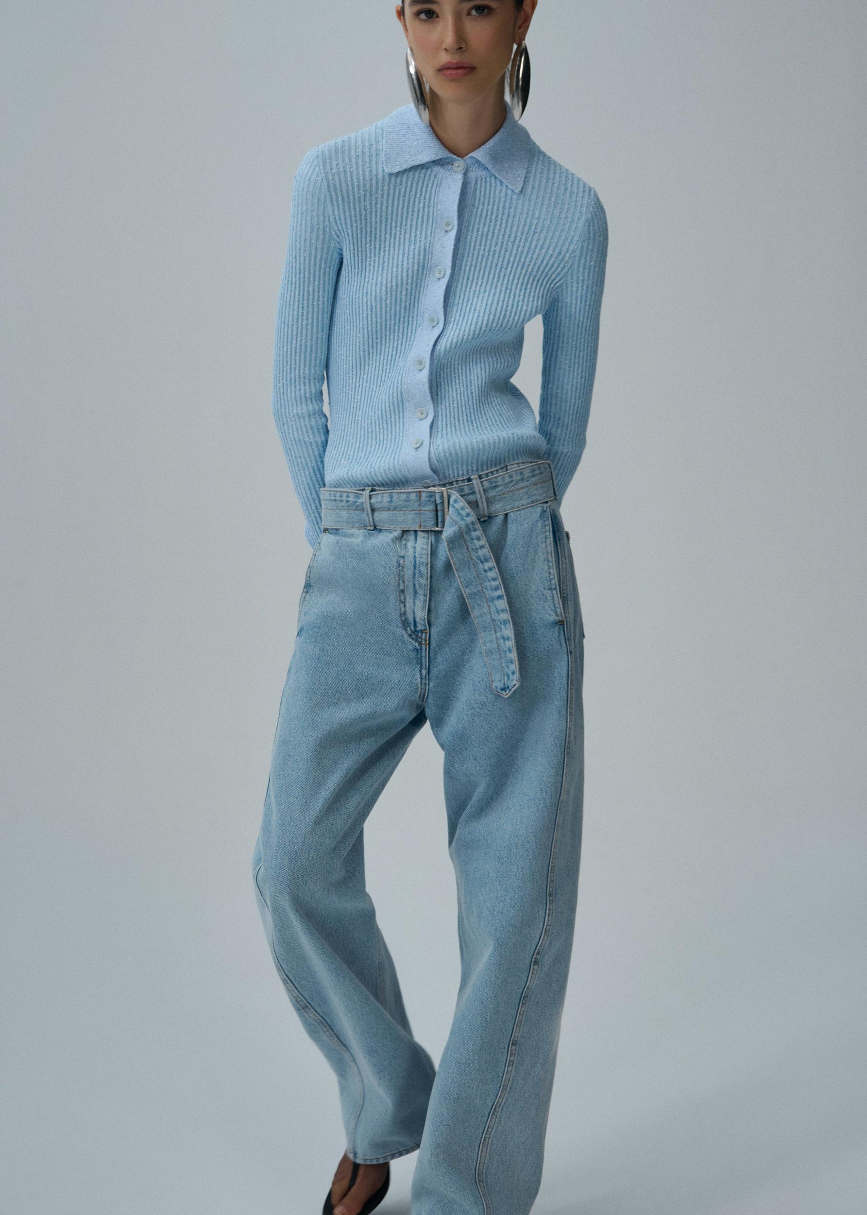 Button up knitwear cardigan in blue Product Image