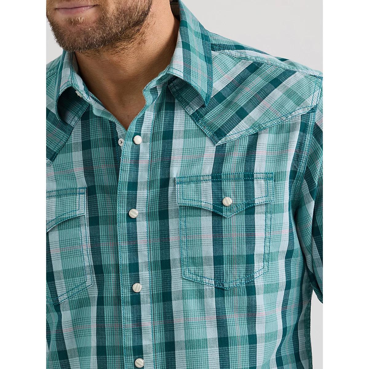 Men's Wrangler Retro® Premium Long Sleeve Western Snap Plaid Shirt in Olive Product Image