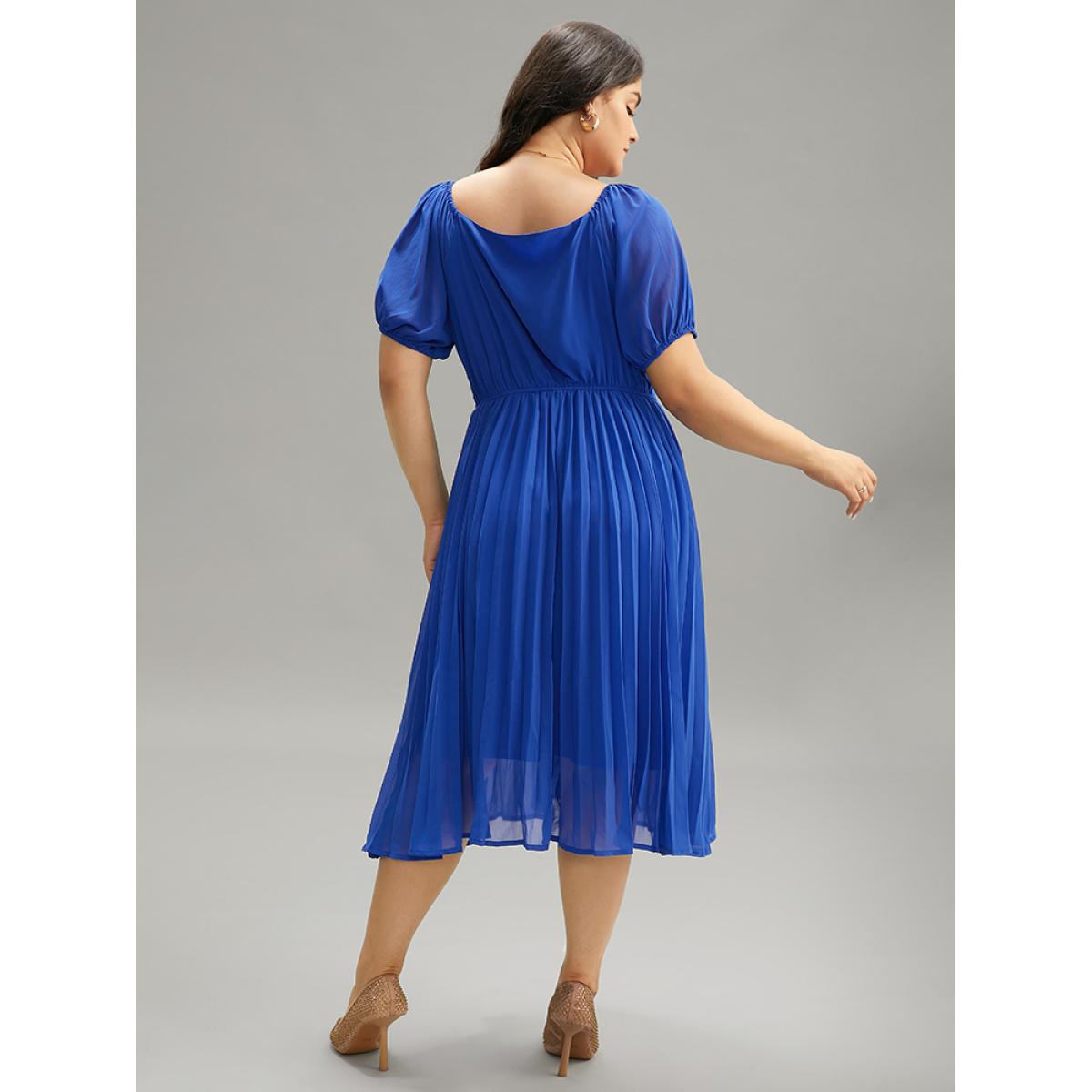 Plus Size Plain Pleated V Neck Elastic Cuffs Puff Sleeve Dress Blue Women Elegant Elastic cuffs V-neck Short sleeve Curvy Midi Dress BloomChic 26/4X Product Image