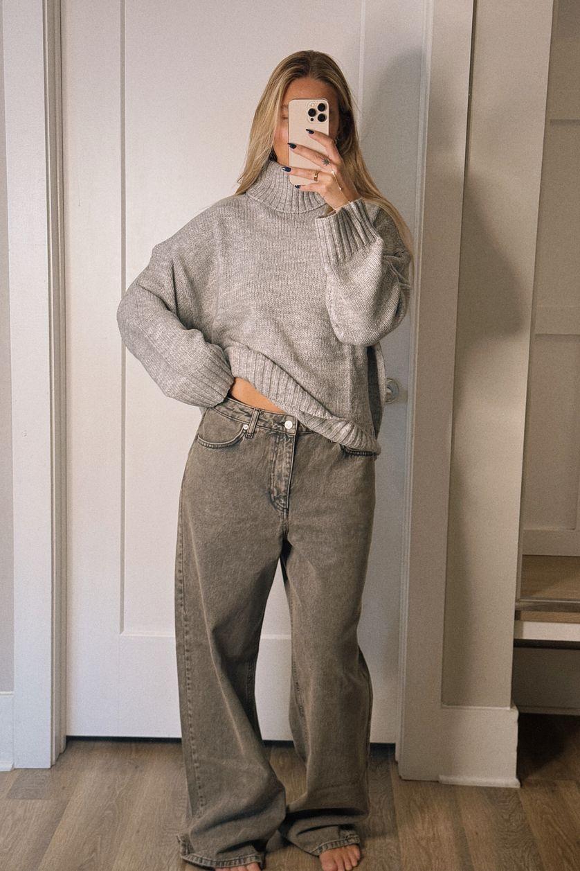 Turtle Neck Knitted Sweater Product Image