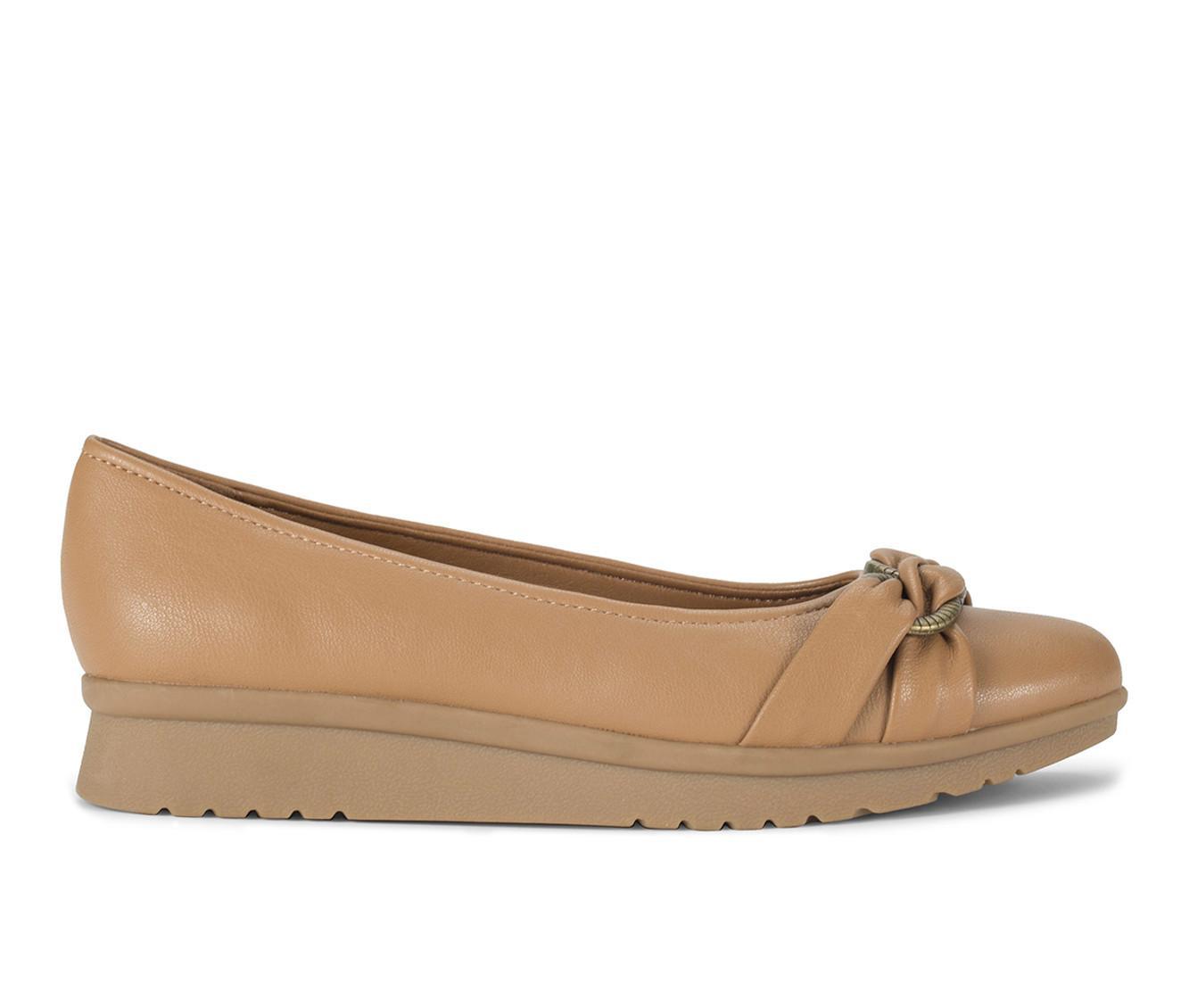 Women's Baretraps Aurora Flats Product Image